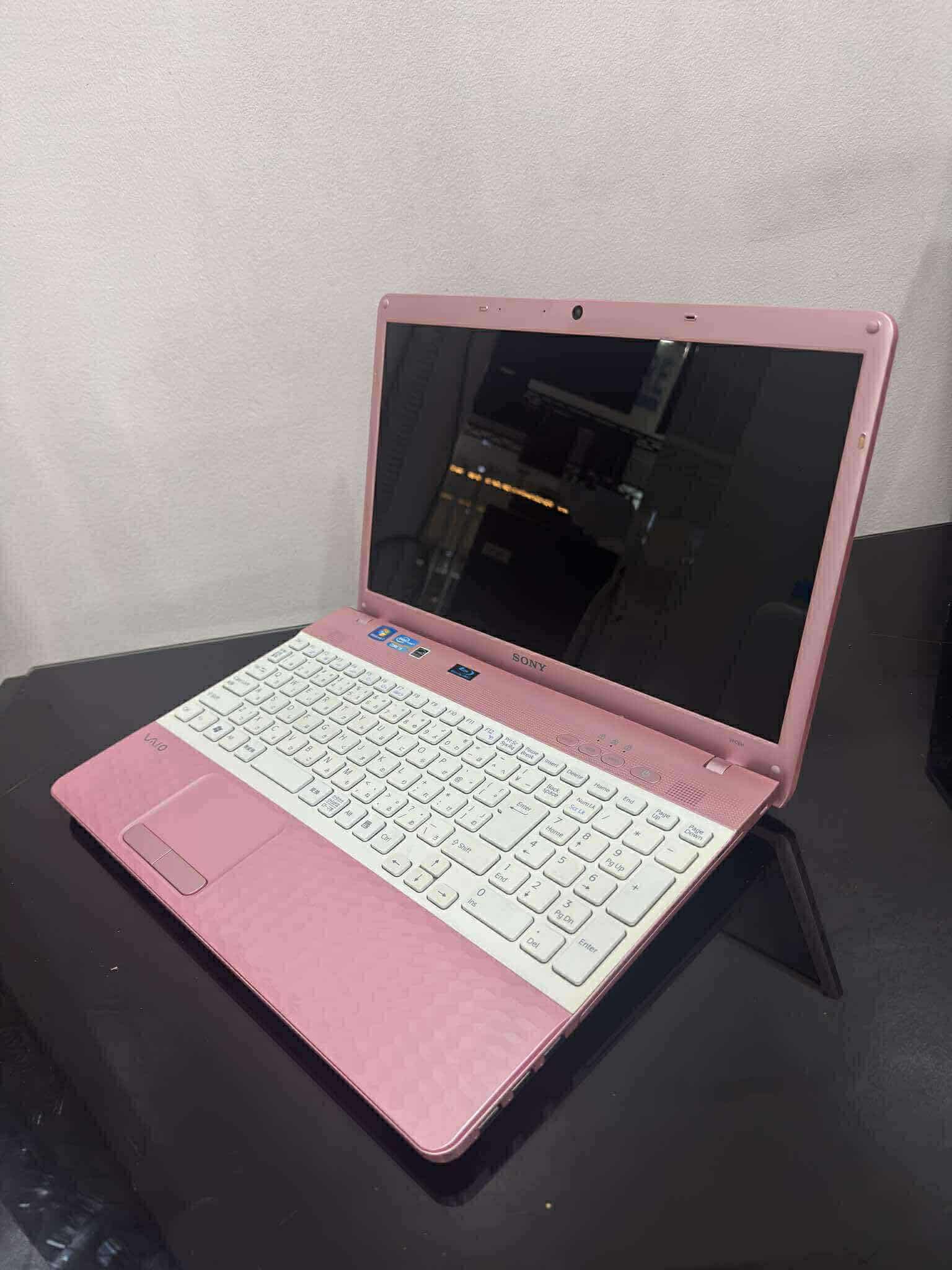 ?Sony vaio laptop? ? 15.6 inch ? Model: Pcg-71b11n ? specs 