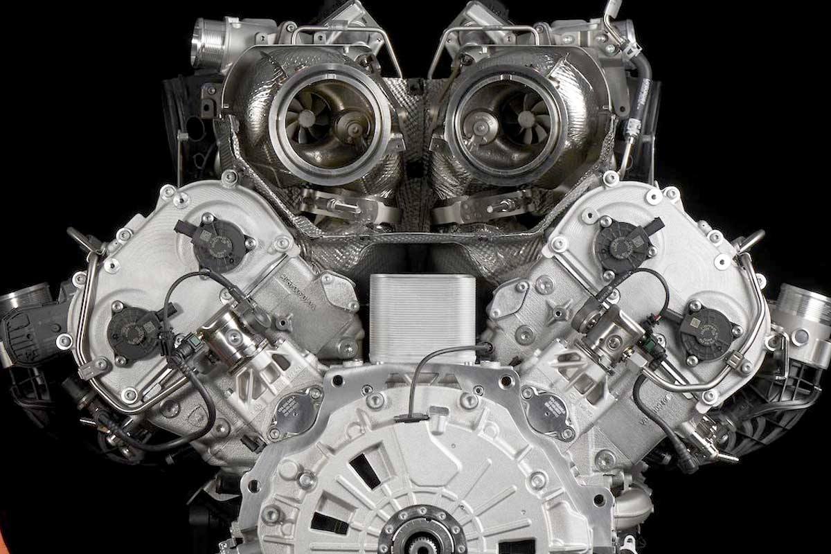 Italpassion - ランボルギーニ、新型V8エンジンがカタログに載る期間を明らかに（欧州の発表とは裏腹に） https://www ...