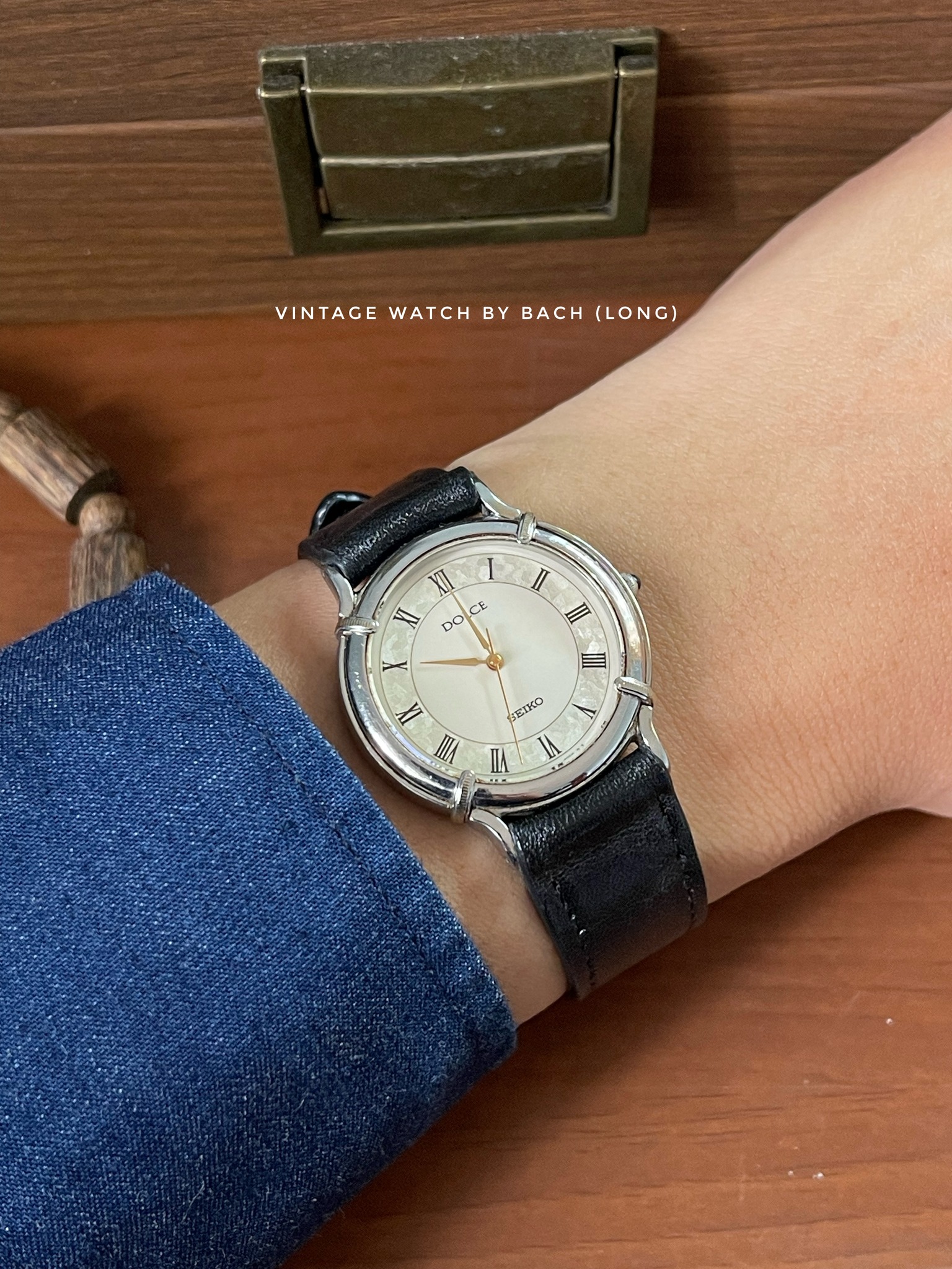 Vintage Seiko Cadet 7n01-5010 watch in Cartier Santos style
