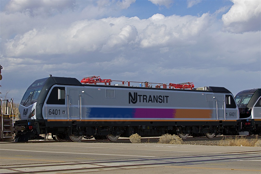 New Jersey Transit receives first ACS-64 electric locomotive