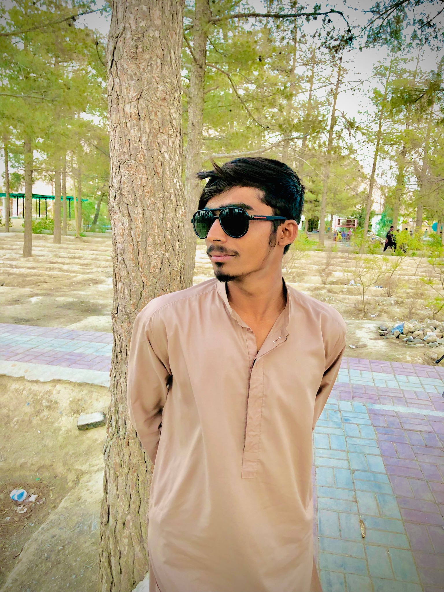 Munir Khan