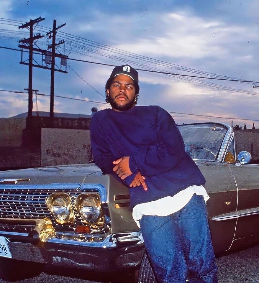 Ice Cube drove a bright blue convertible around the warning track