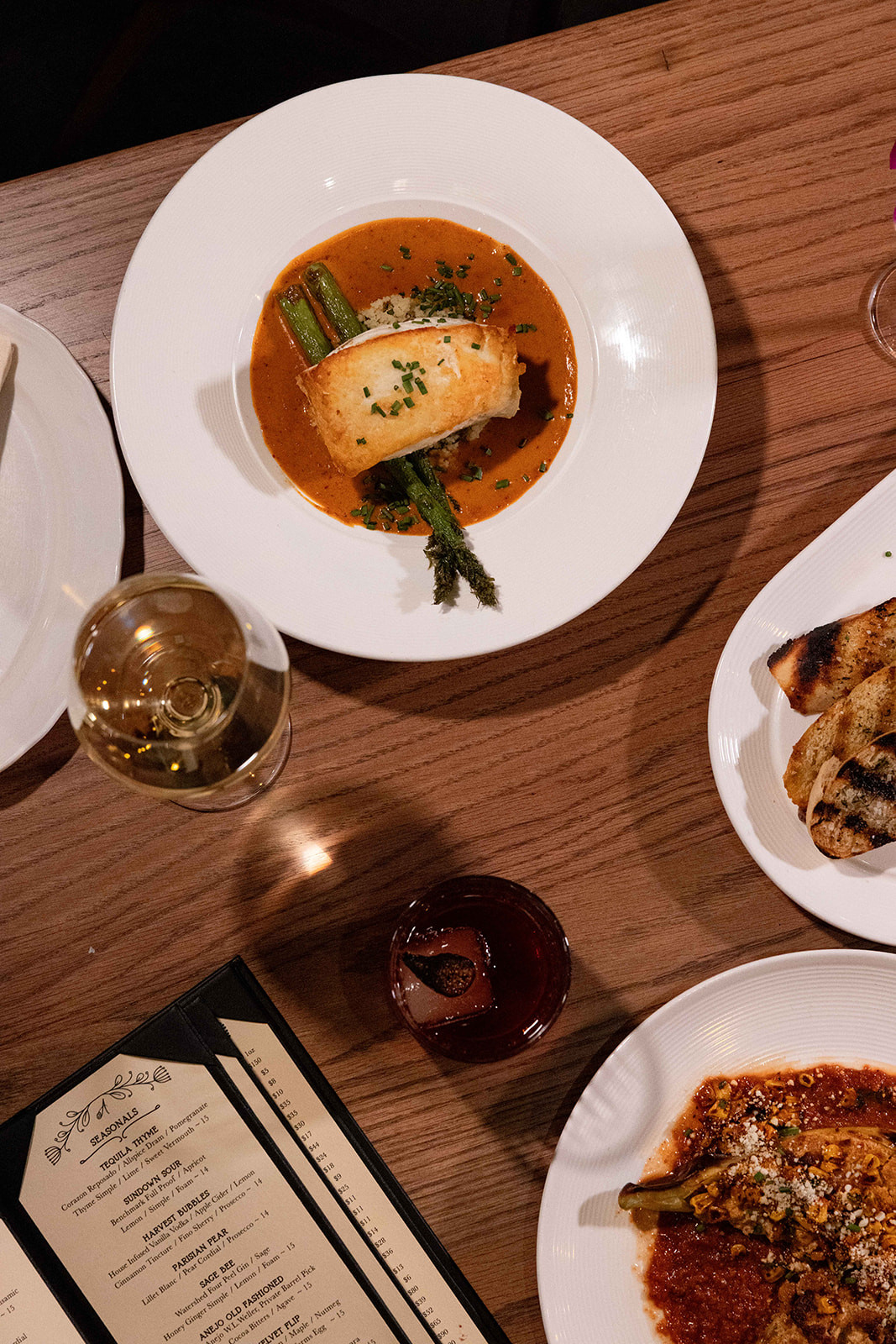 Amelia's by The Farmer's Rail | Cuyahoga Falls OH