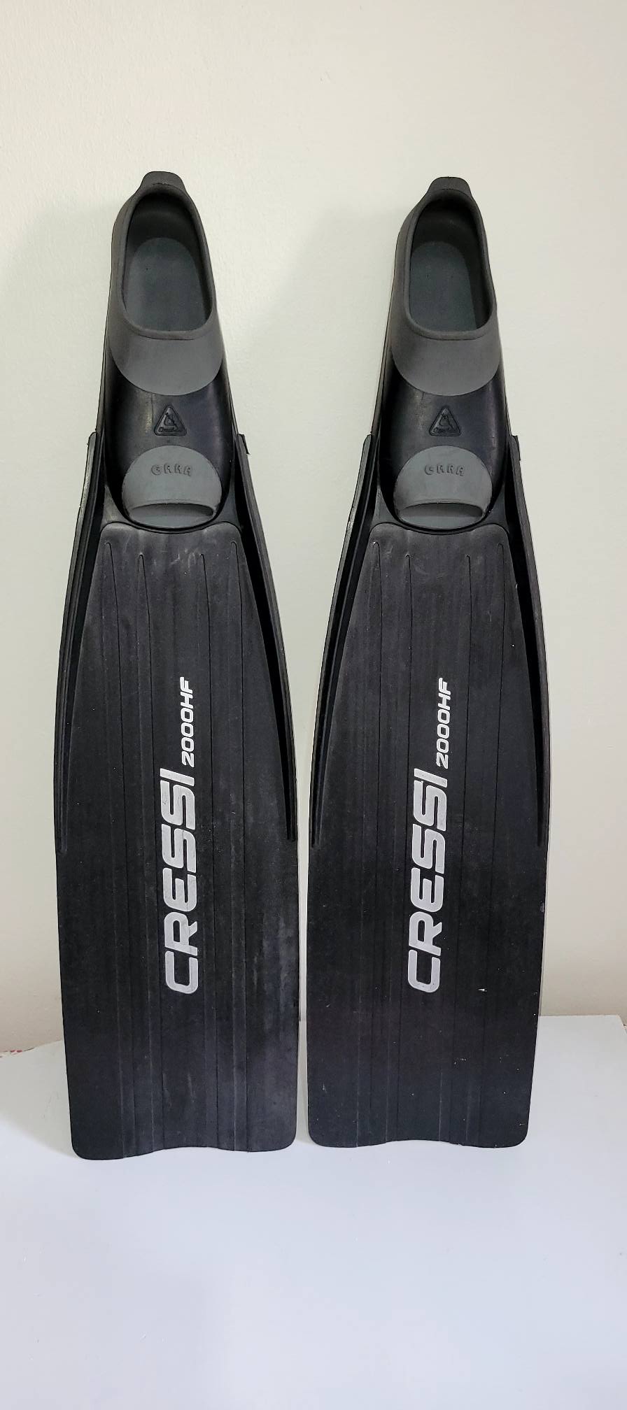 Cressi Gara 2000 HF – Palme Apnée & Chasse Sous-Marine En 3 Matériaux, Fabriquée En Italie, Noir