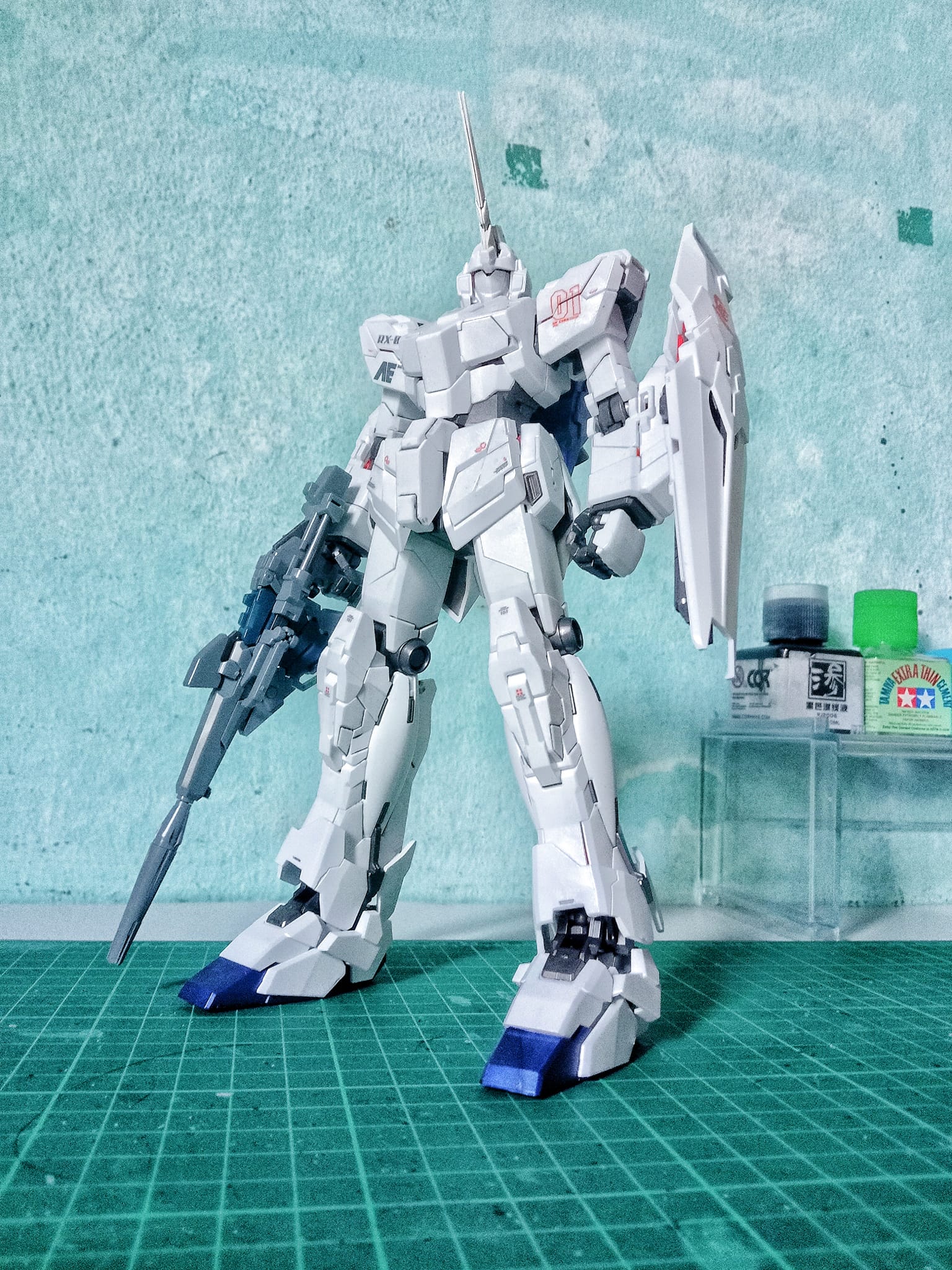 Mô Hình Lắp Ráp Gundam MG RX-0 Unicorn Gundam OVA 1/100 MS Gundam UC C%e1%bb%a7a Bandai Nh%e1%ba%adt B%e1%ba%a3n I.17976351