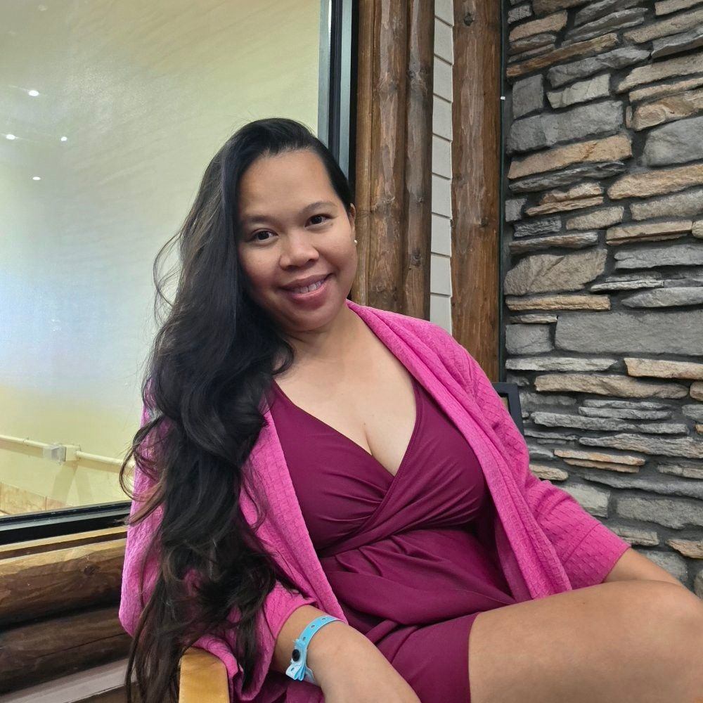 Having good time Great Wolf Lodge with friends 🧡 | Jenjen Coffey
