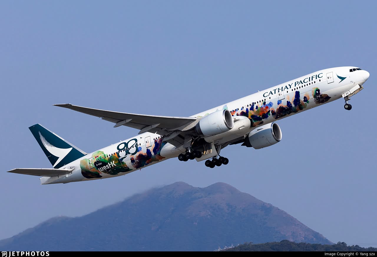 Cathay Pacific B777-300ER in Oneworld livery