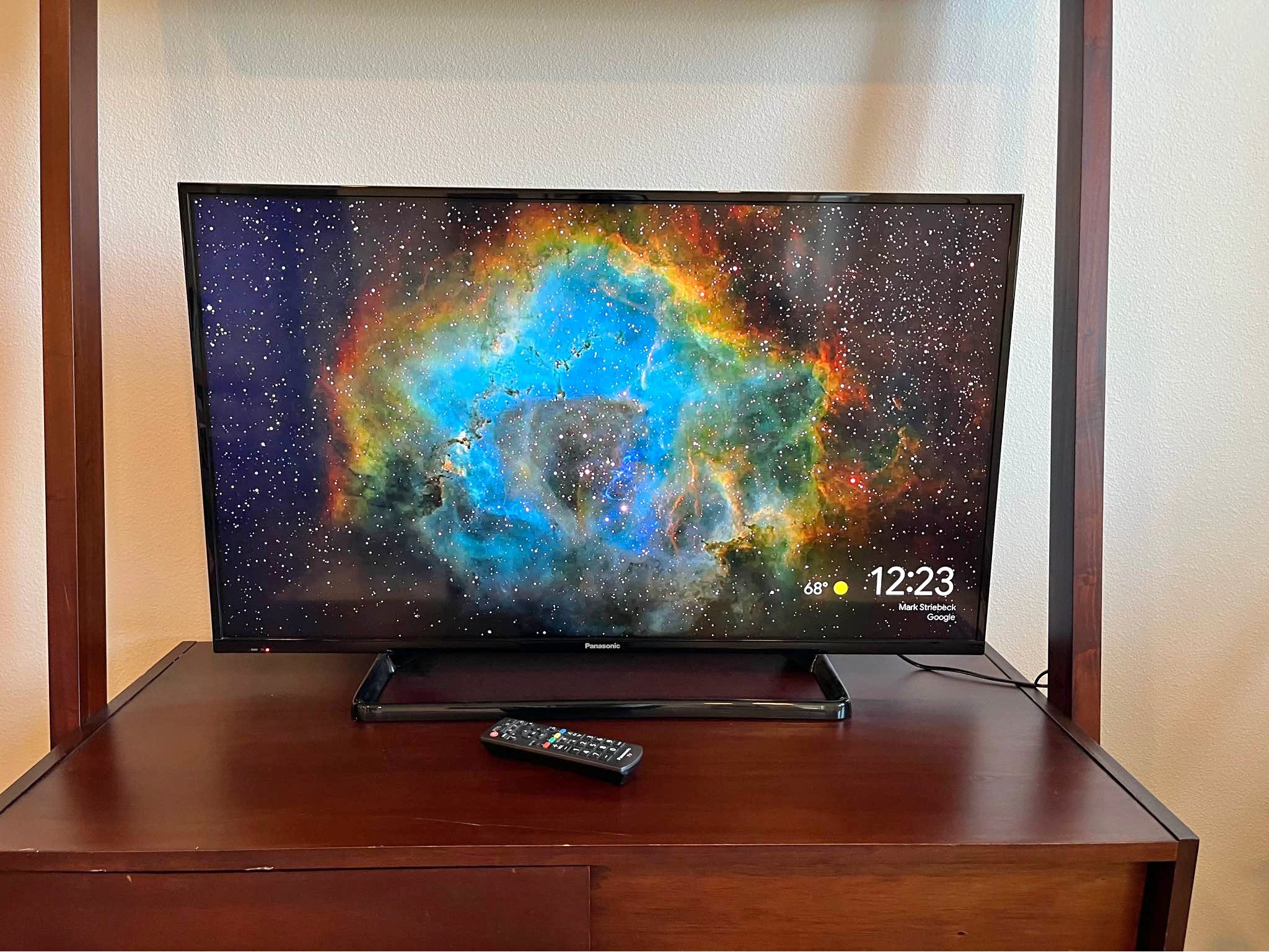 Panasonic TV 39” LED LCD Television - TV