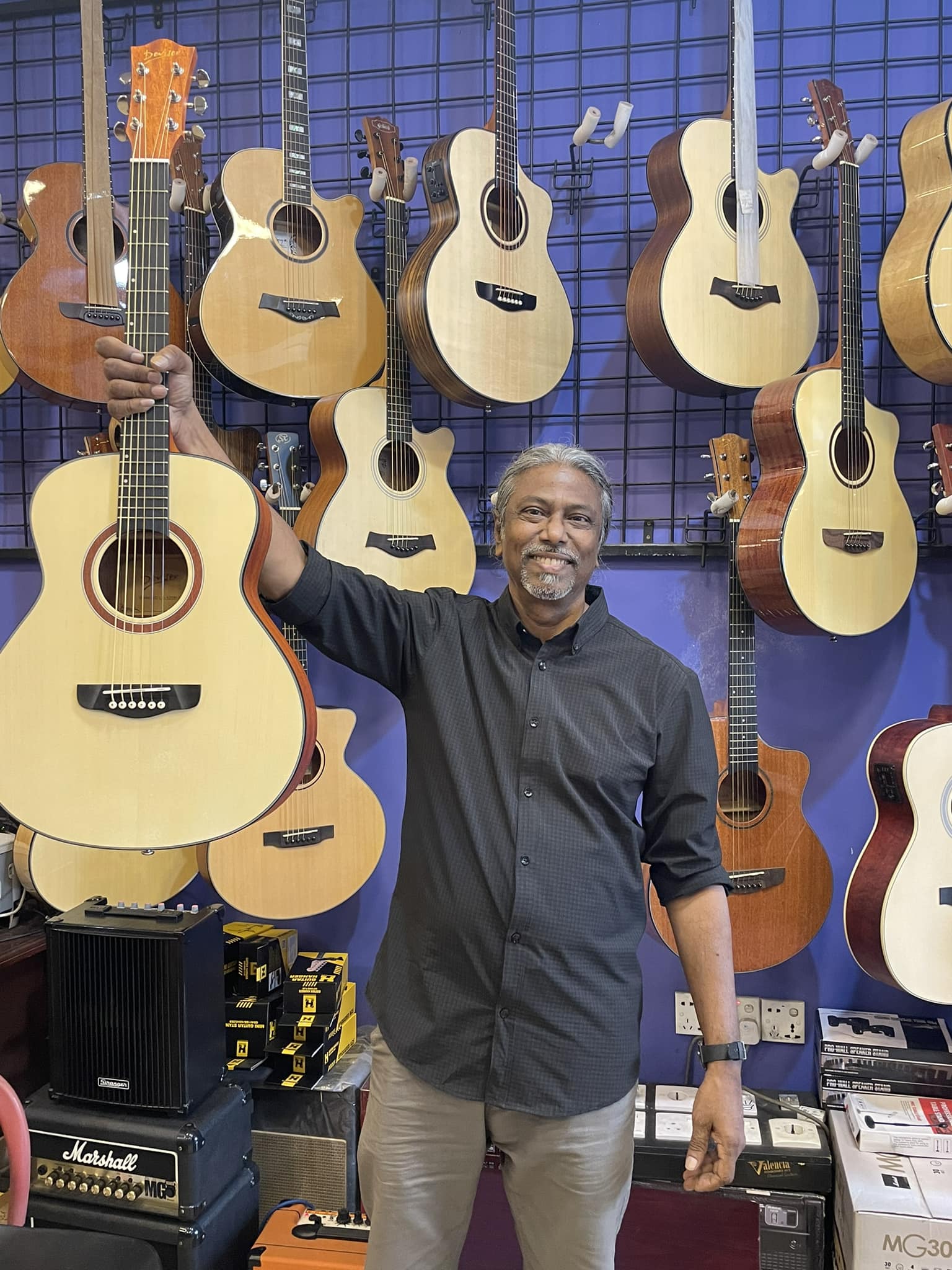 Melody and Co. - The coolest legend we met Labu Rahman...