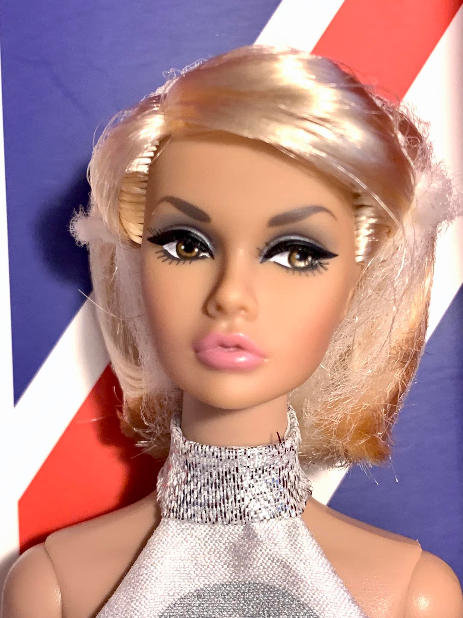 Swinging London Poppy Parker collection trade