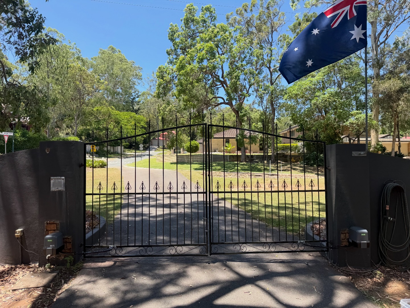 🚪 Gate Upgrade Complete!... - Geckos Garage Doors and Gates | Facebook