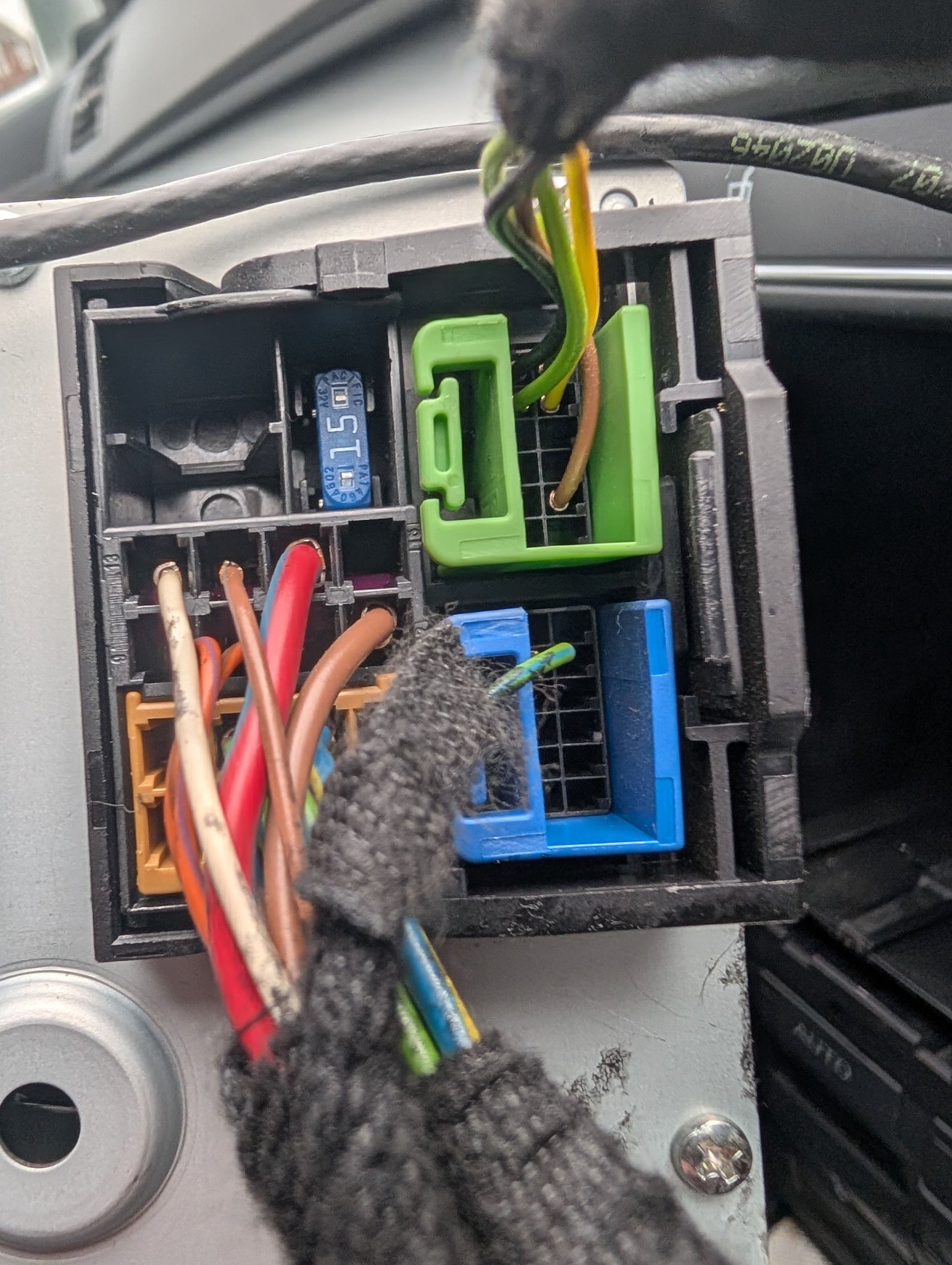 Radio Bluetooth pairing code help needed