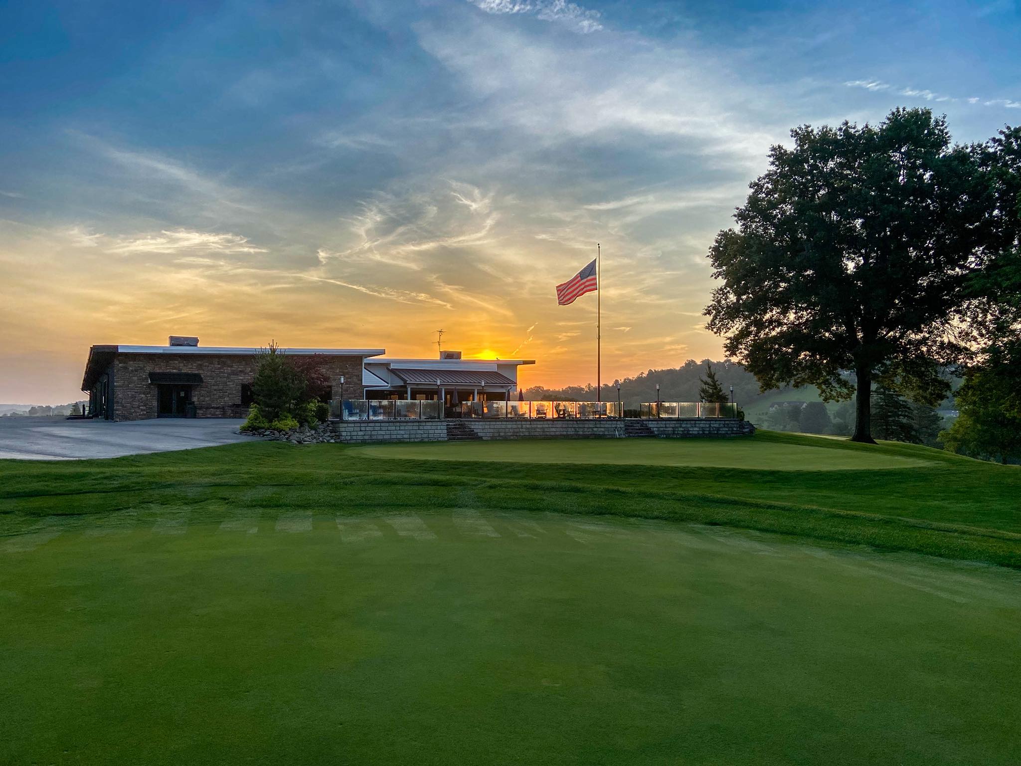 Lone Pine Country Club | Washington PA