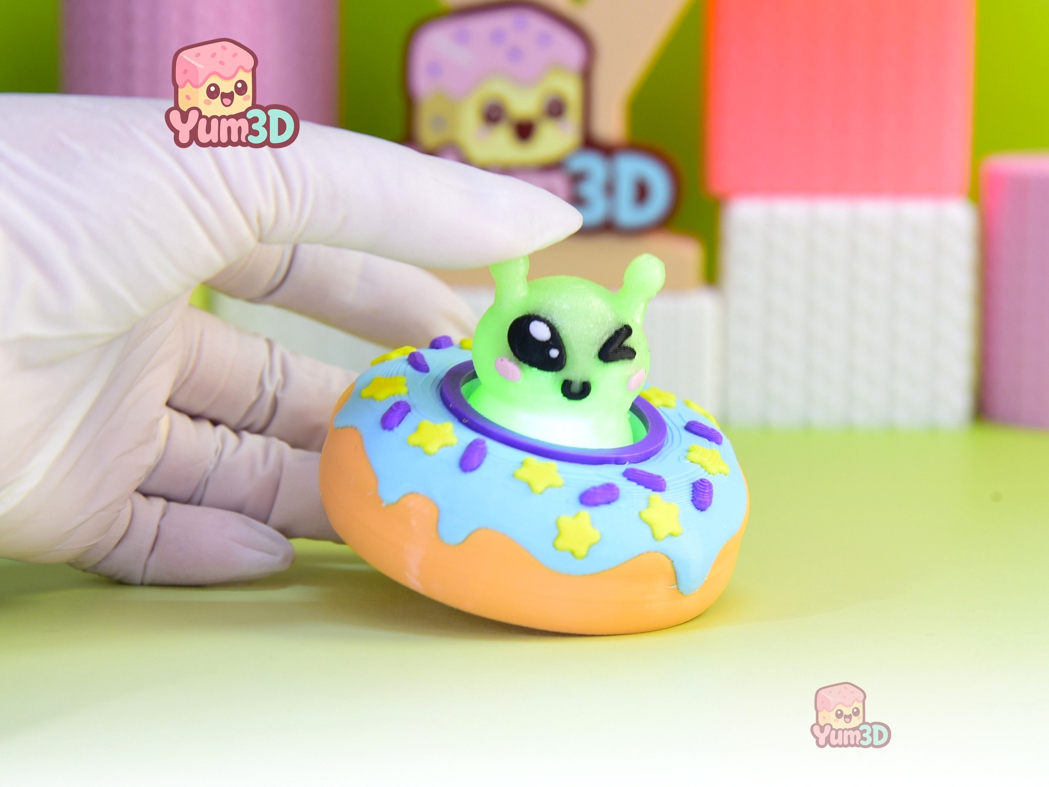 Yum3D alien donut buddies 3D print keychain