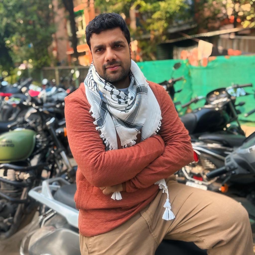 Azad Tech & Gadgets | Delhi