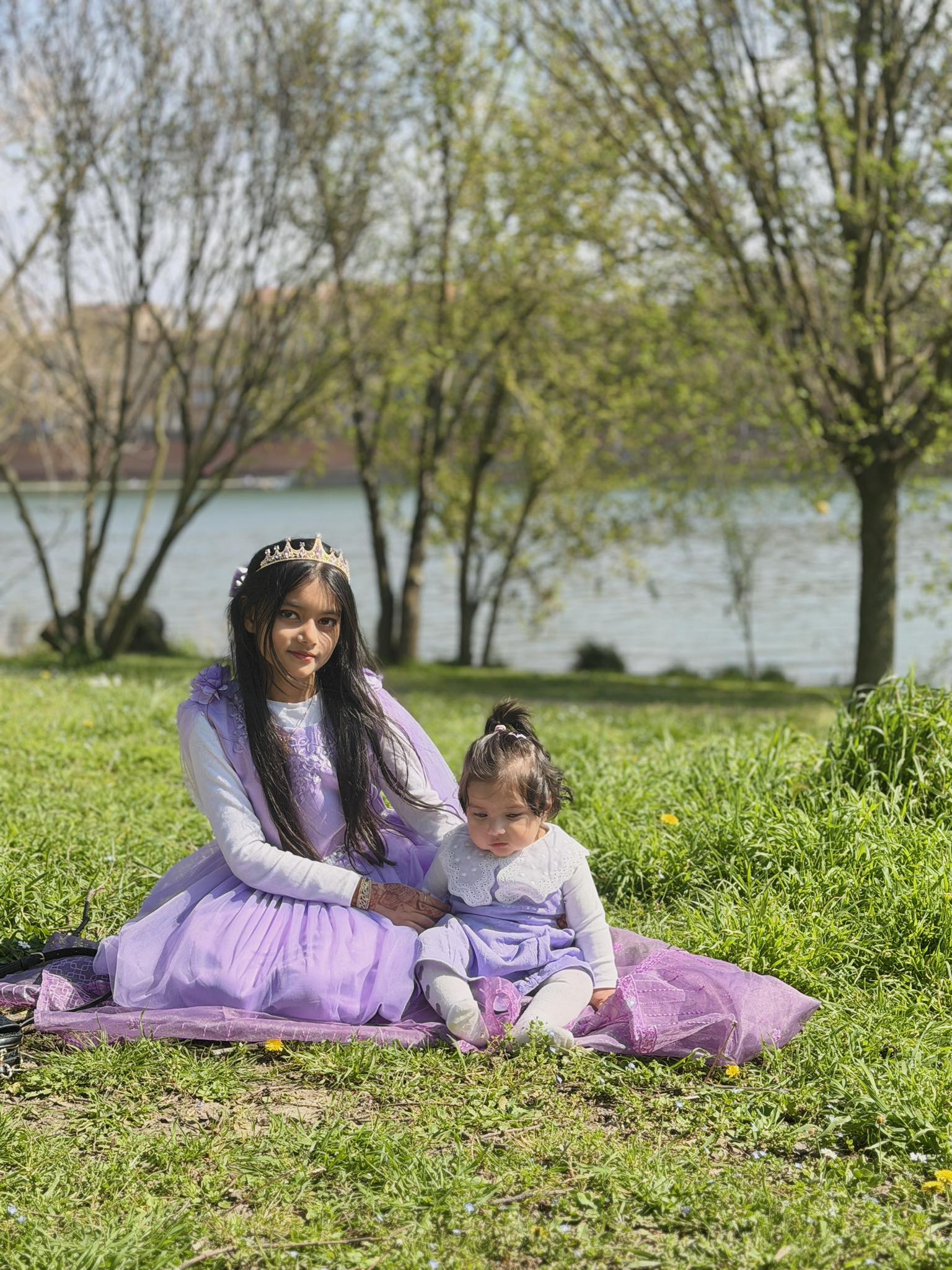 Mom of Ruhi Raha