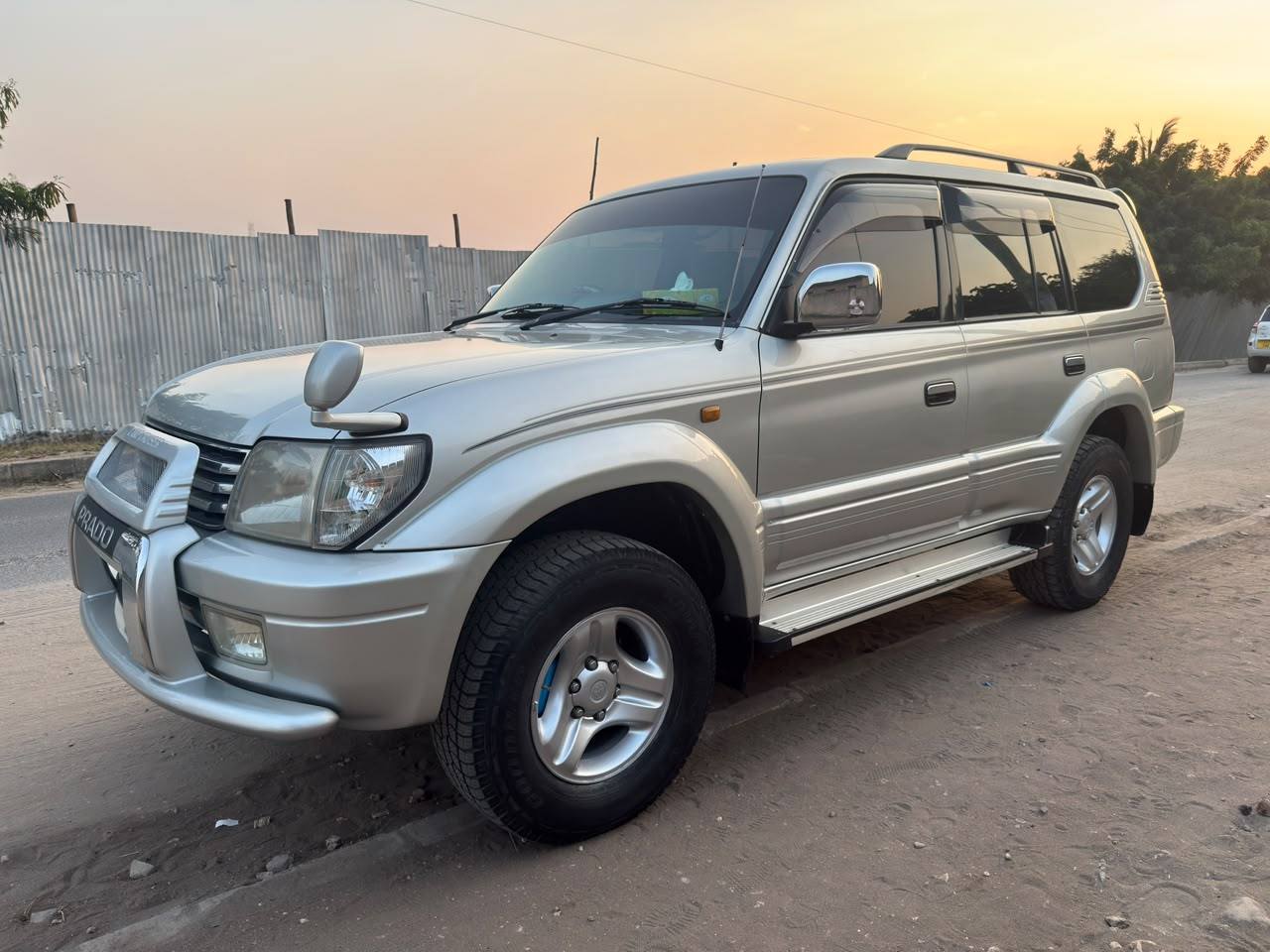 Bei.35,000,000/=ML..Simu 0654 163 492