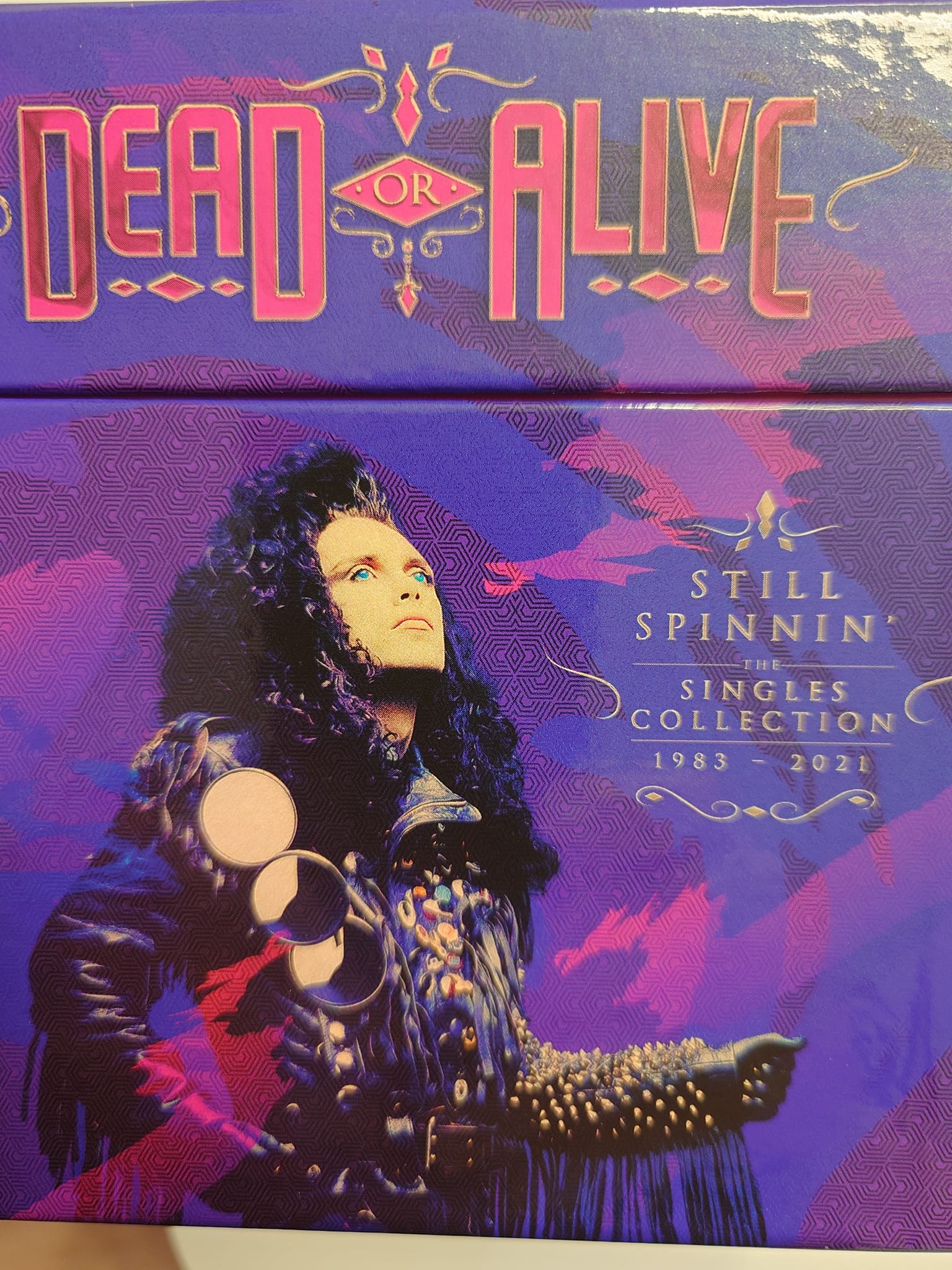 Dead or Alive box set with 27 CDs and various tracks