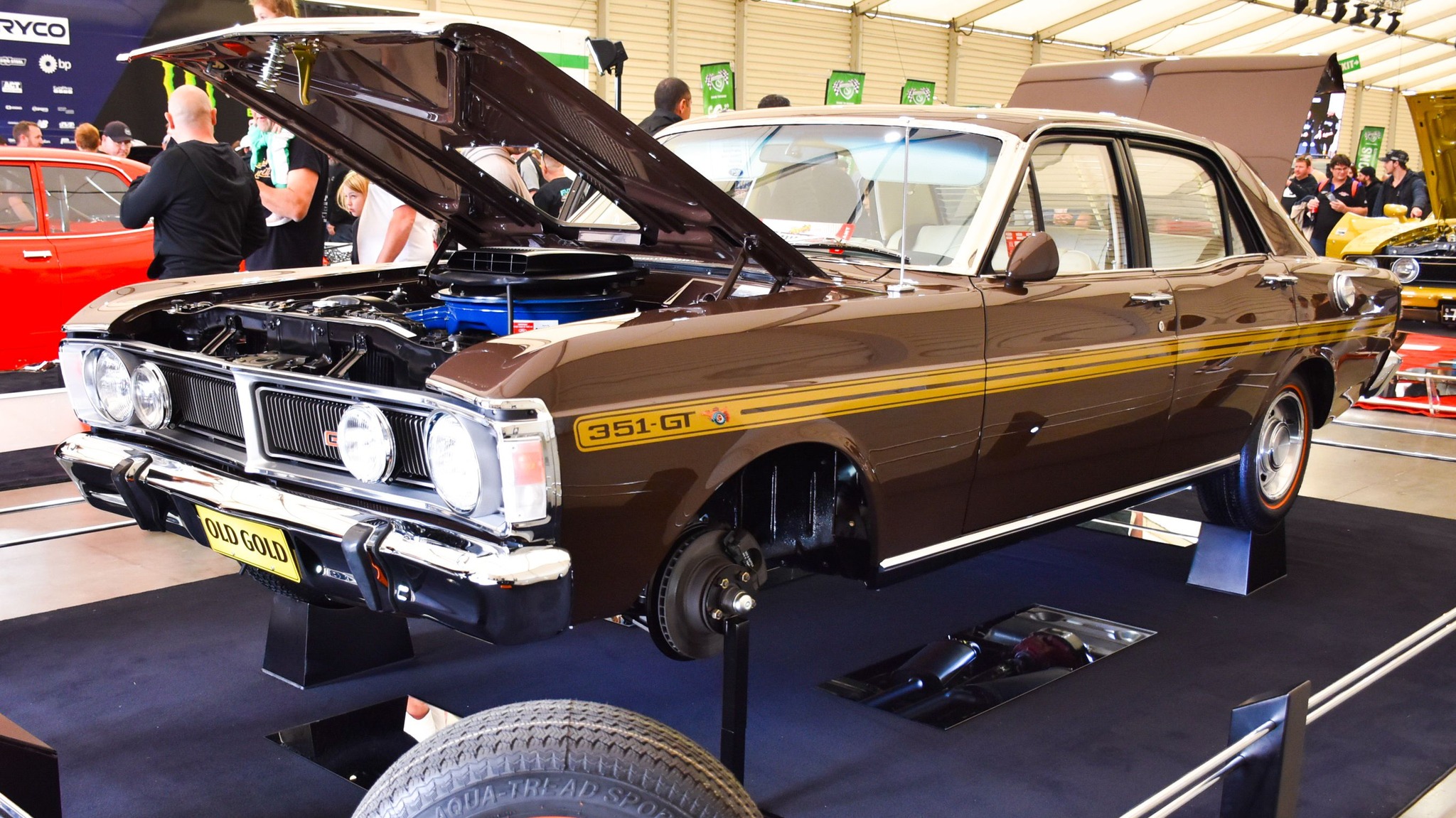憧れのV8 1973 FORD FALCON XB 1973 FORD FALCON XB LAST OF THE V8 INTERCEPTORS | Greenlight