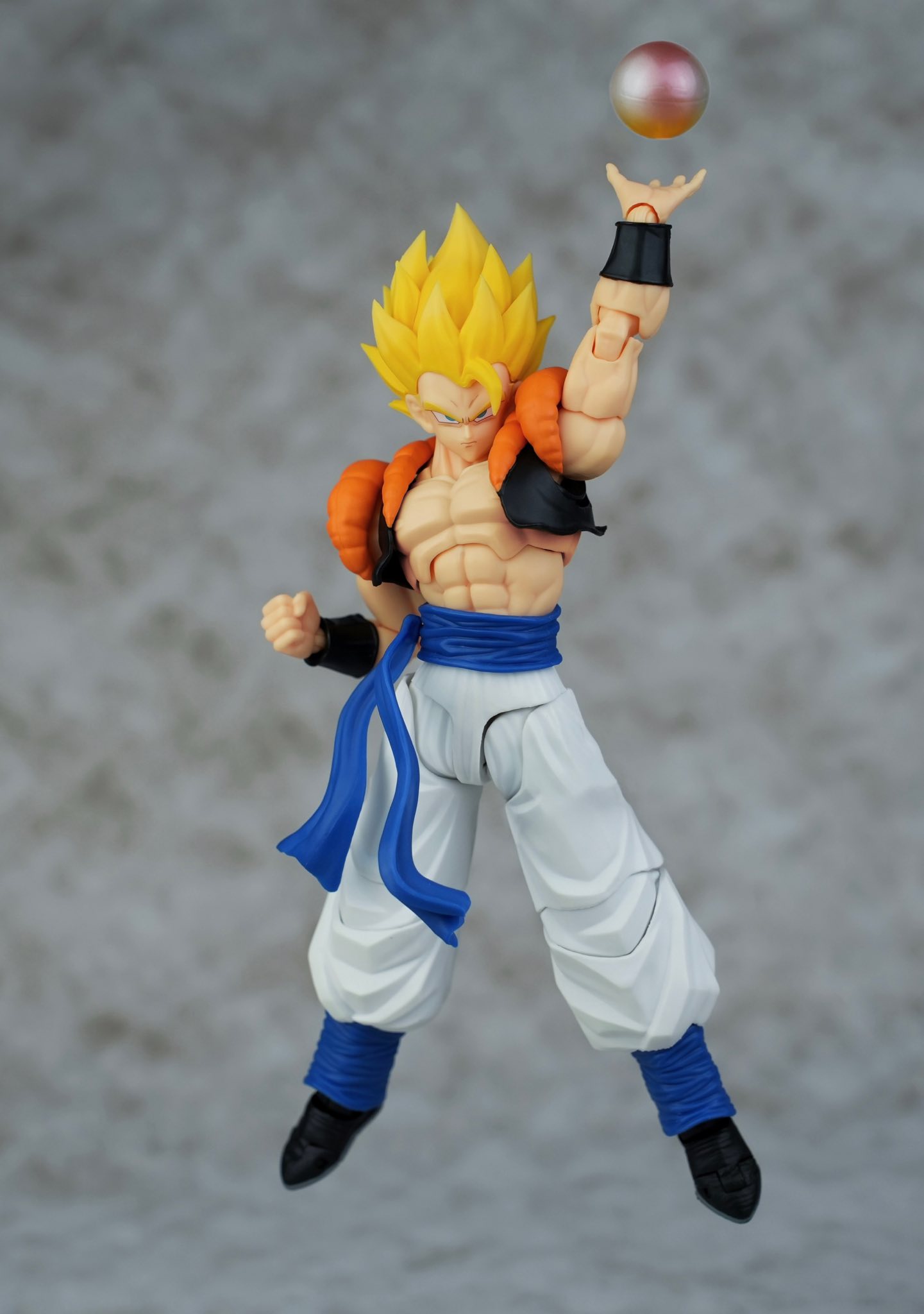 Gogeta Ssj4 Kamione Walk Fu 03A Dragon Ball Gt figure #loctoys 