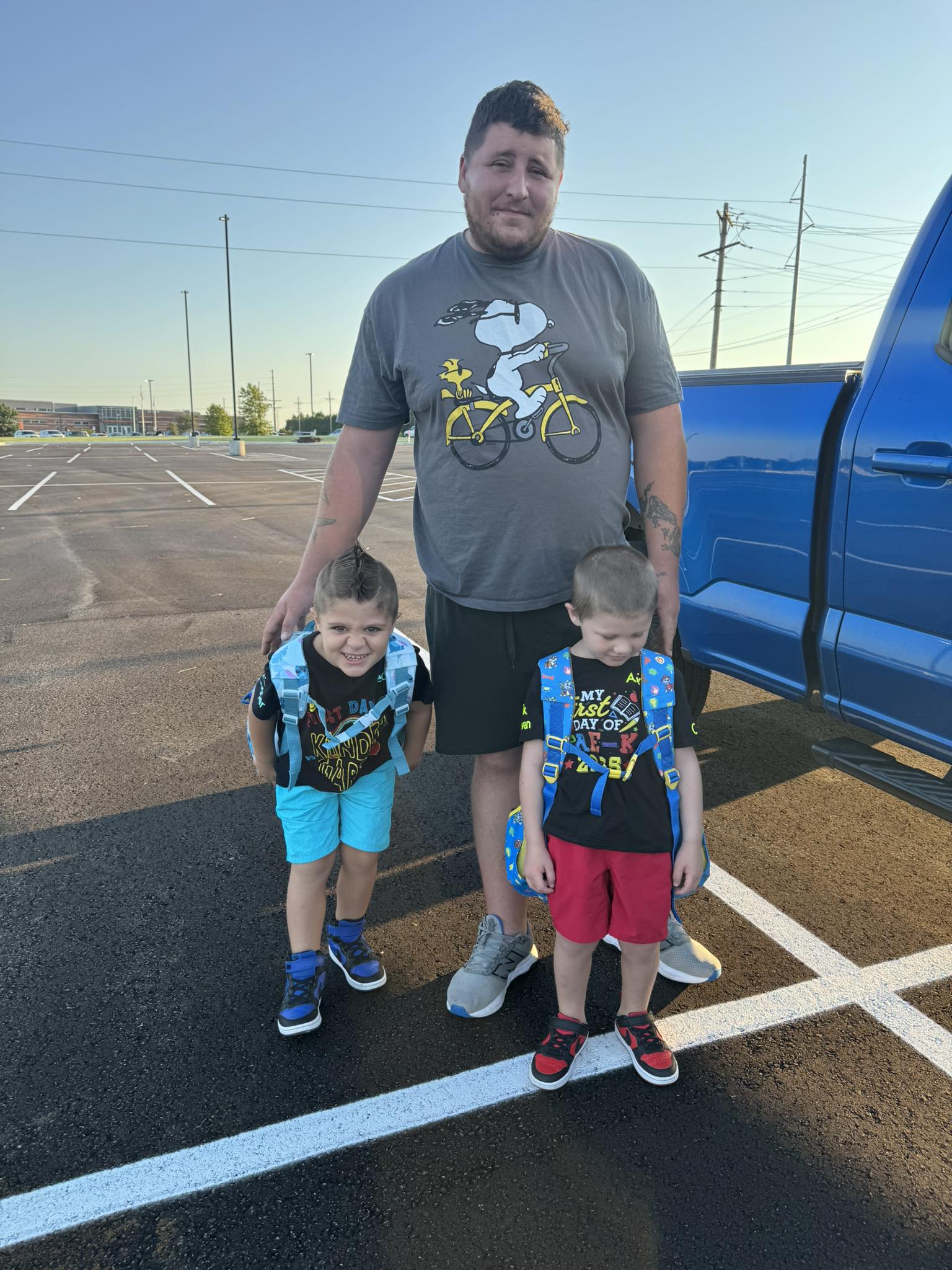 Jeff - First day of school!! Leo(left) Aiden (right) | Facebook