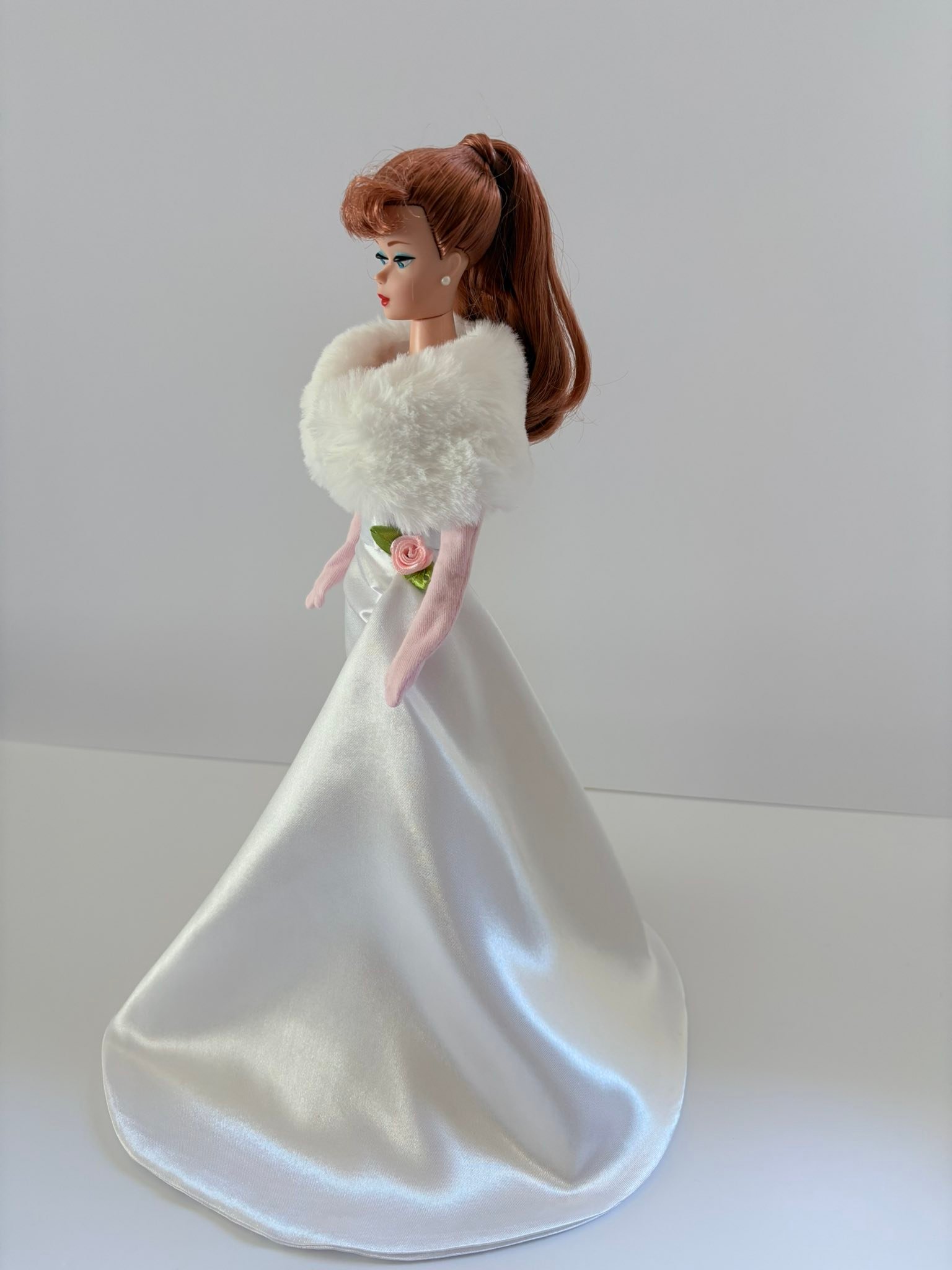 vintage barbie white dress x Unique Picnic Perfect Midi L/12-14 Images are of actual item / condition Discovering vintage Barbie dolls and