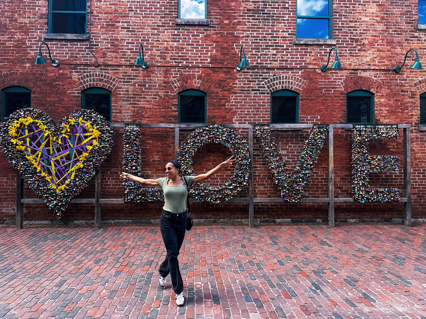 DO YOU FEEL LOVE 📍 TORONTO @badomensofficial