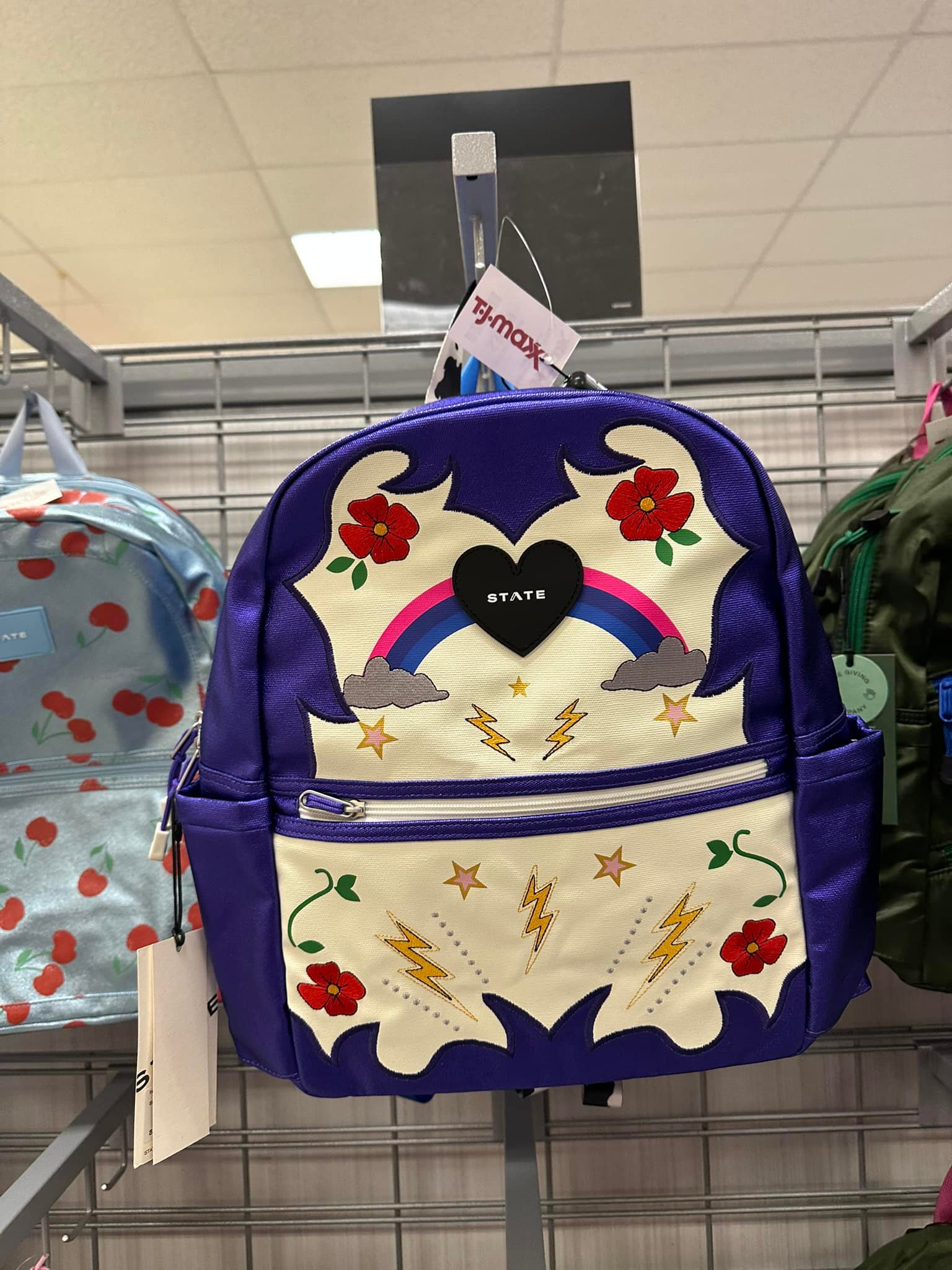 hunter original mini backpack Nylon Topclip Black – Boots Colour:light oak AVENGERS © MARVEL BACKPACK Sleepover way zipper closure