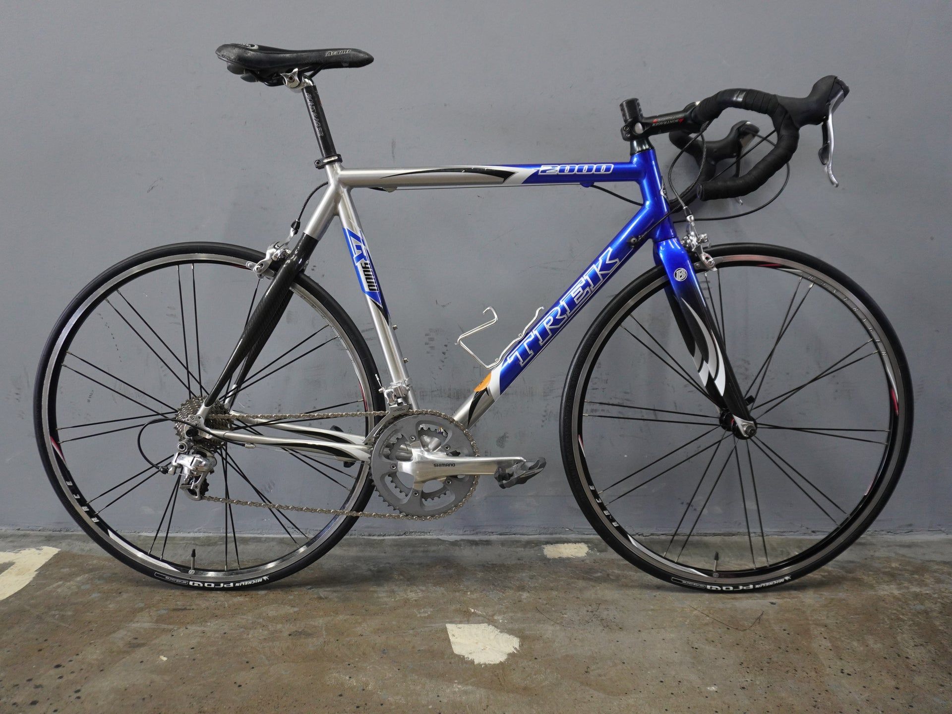 Trek 2000 ZR9000 road bike review: a lightweight and efficient ride