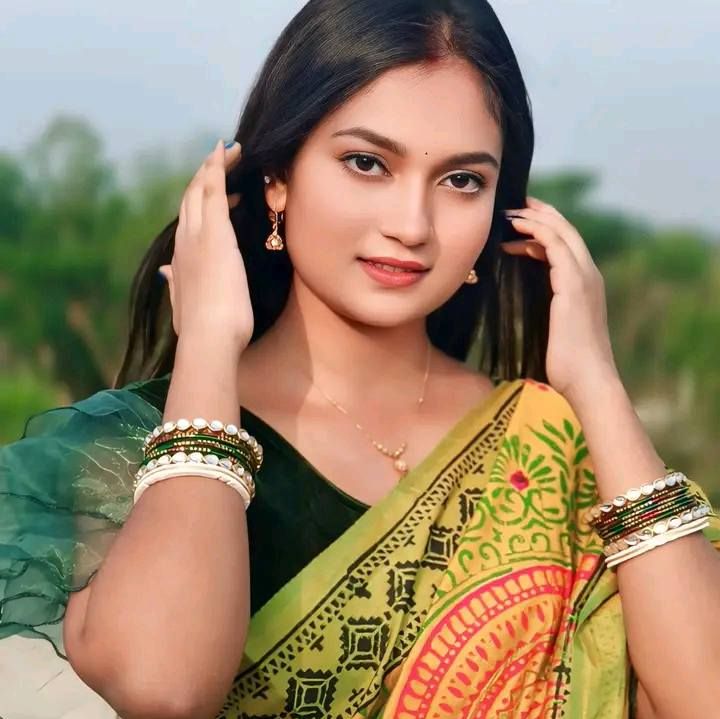 Akhiya me Kajol 😌😍🥰 | RA DHI KA | Facebook