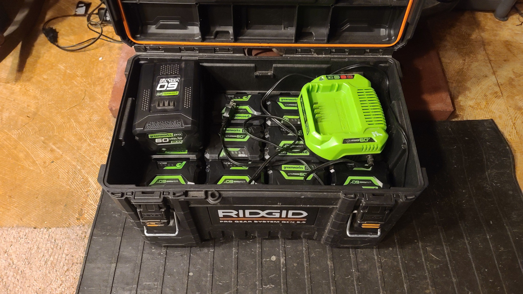 60V Greenworks Pro Battery Wall Mount – Tool Storage, PLA+ 3D Printed, Undershelf Compatible