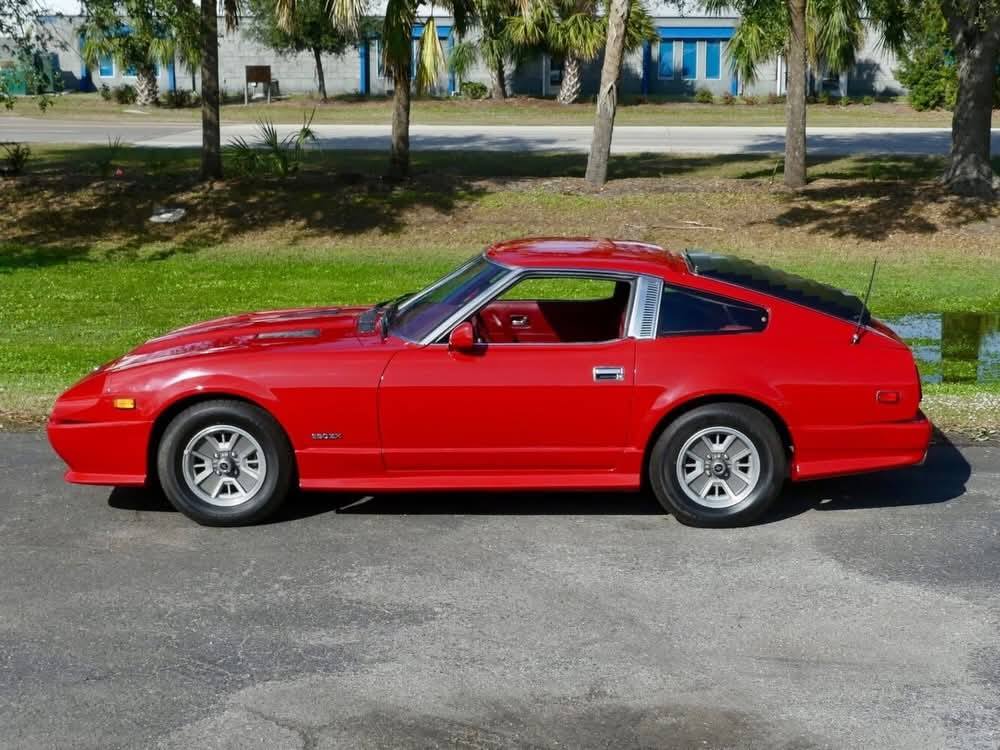 あ 1979 Datsun 280ZX Coupe — 5-Speed Manual Only 23,706 Actual Miles