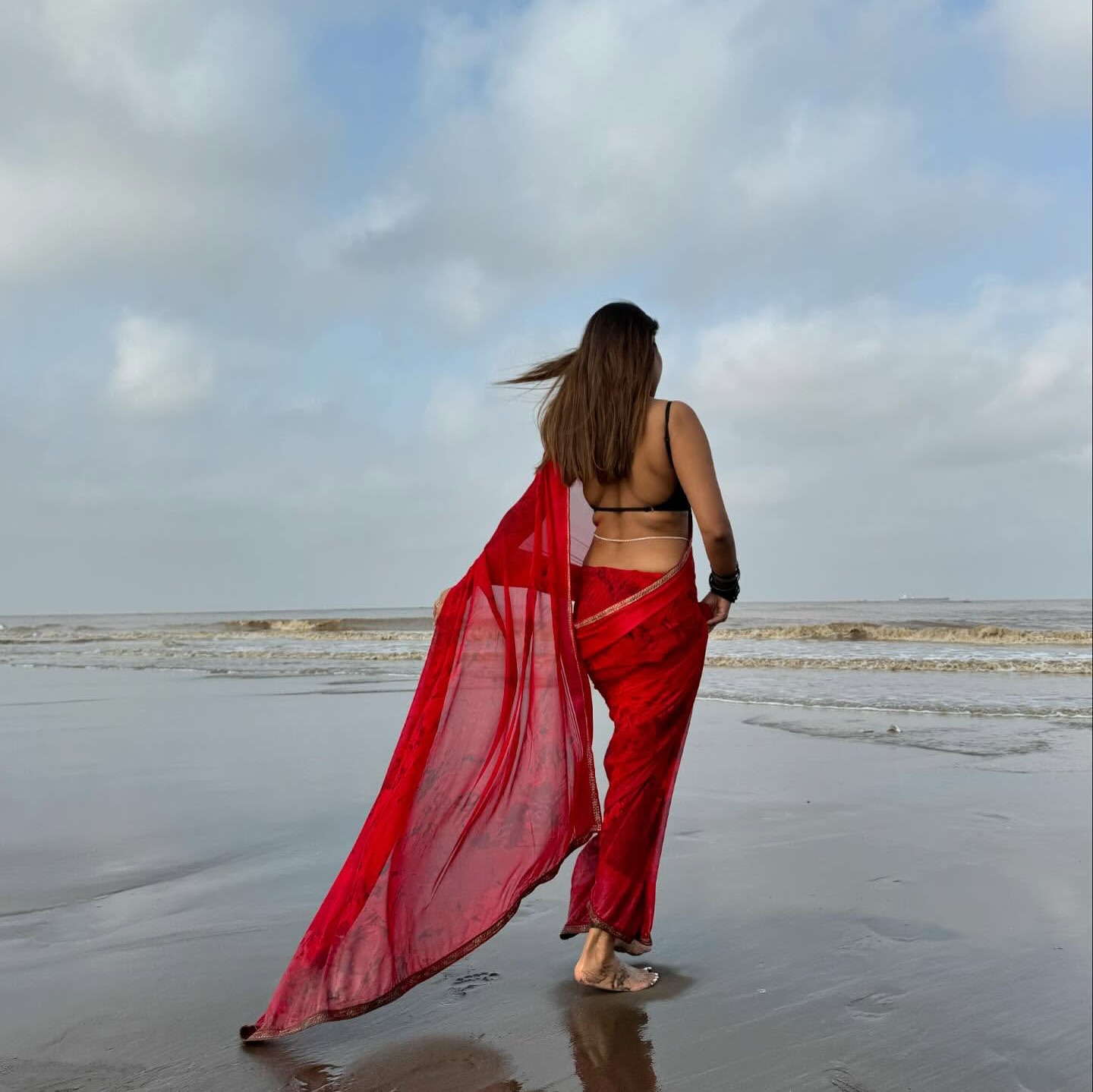 Akansha Luthra Akansha Luthra added a new photo.