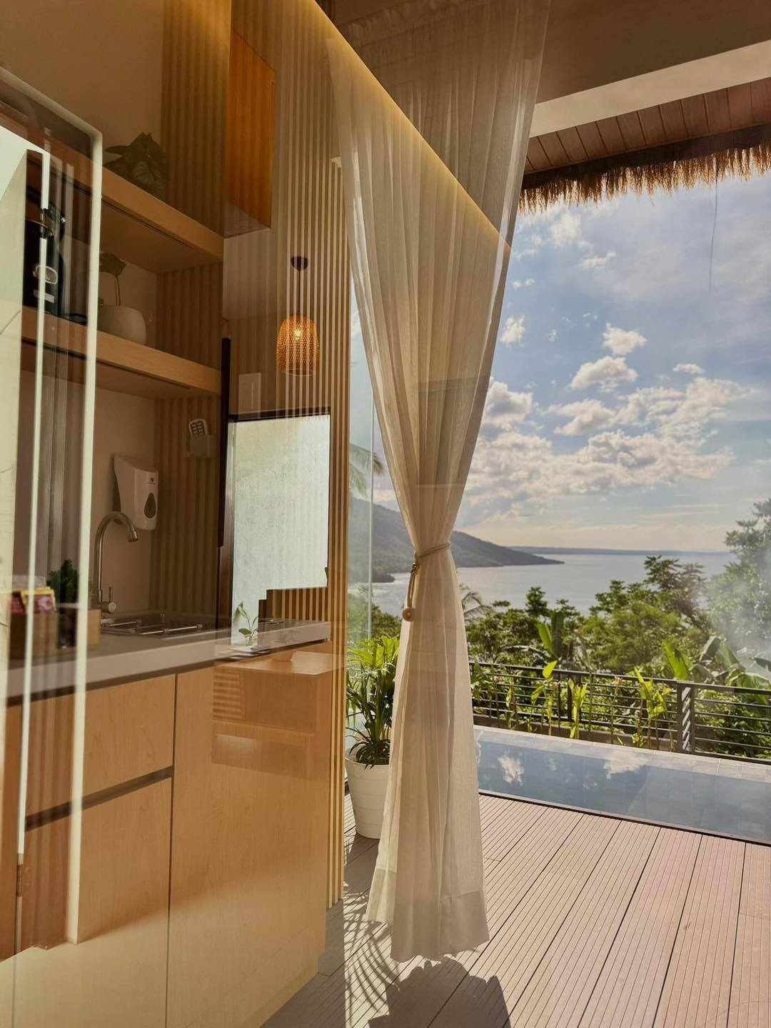 Lakeview Luxury by... - Lakeview Luxury by Lakeview Resort
