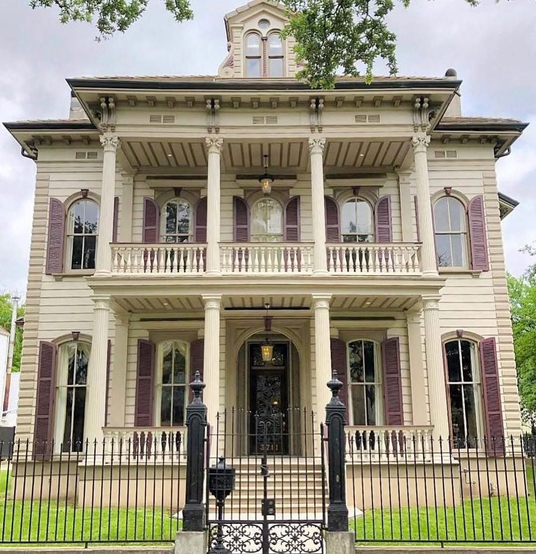 Old - New Orleans Mansion once owned by Anne Rice The Brevard-Rice ...