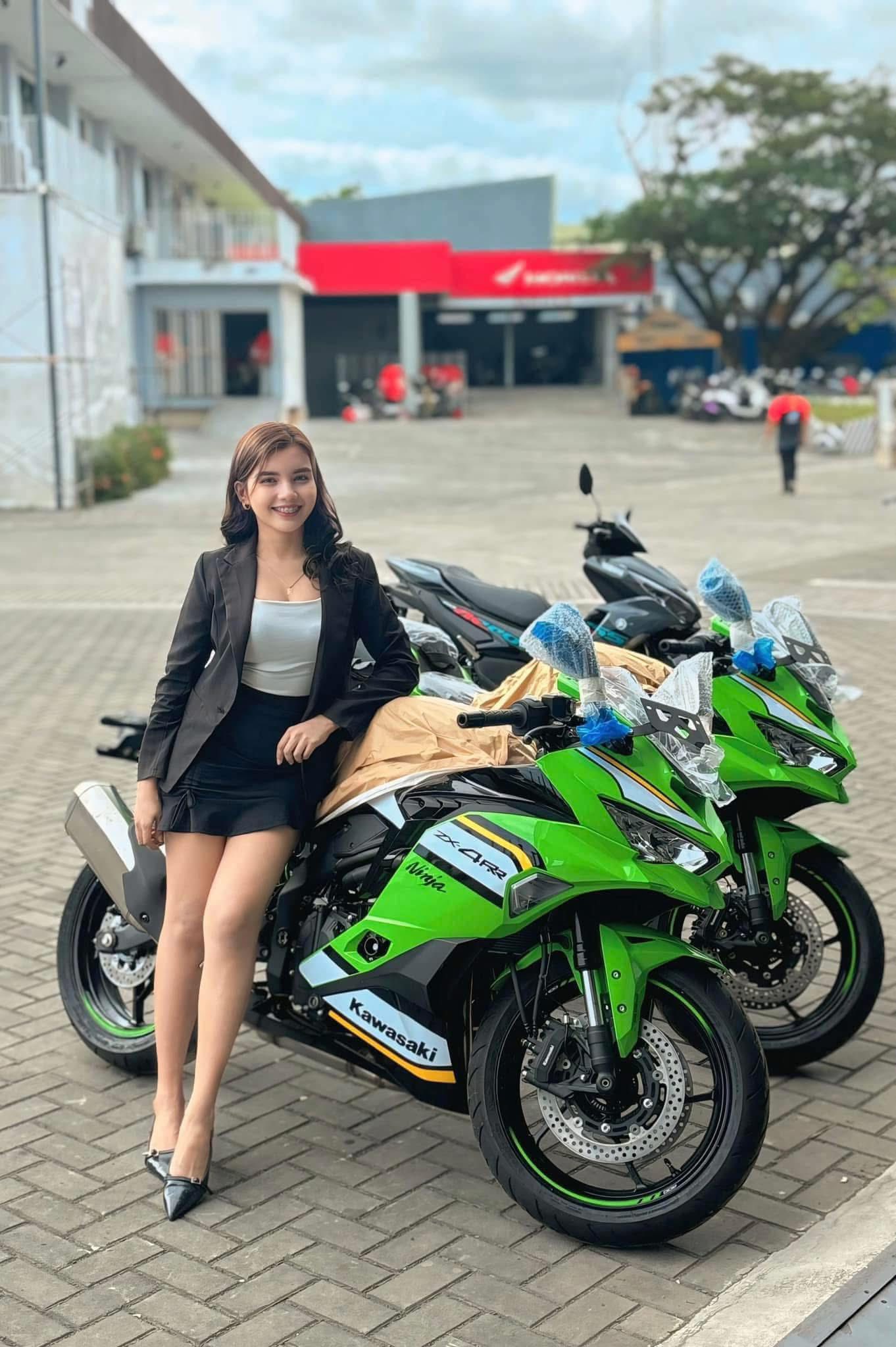 Kawasaki ZX4RR Motorcycle Promotion with Financing Options in the