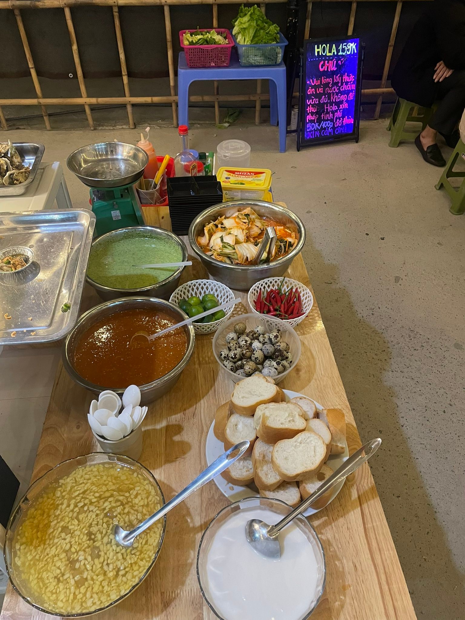 Hola... - Hola Buffet Lẩu Nướng 159K - Thị Trấn Núi Đèo