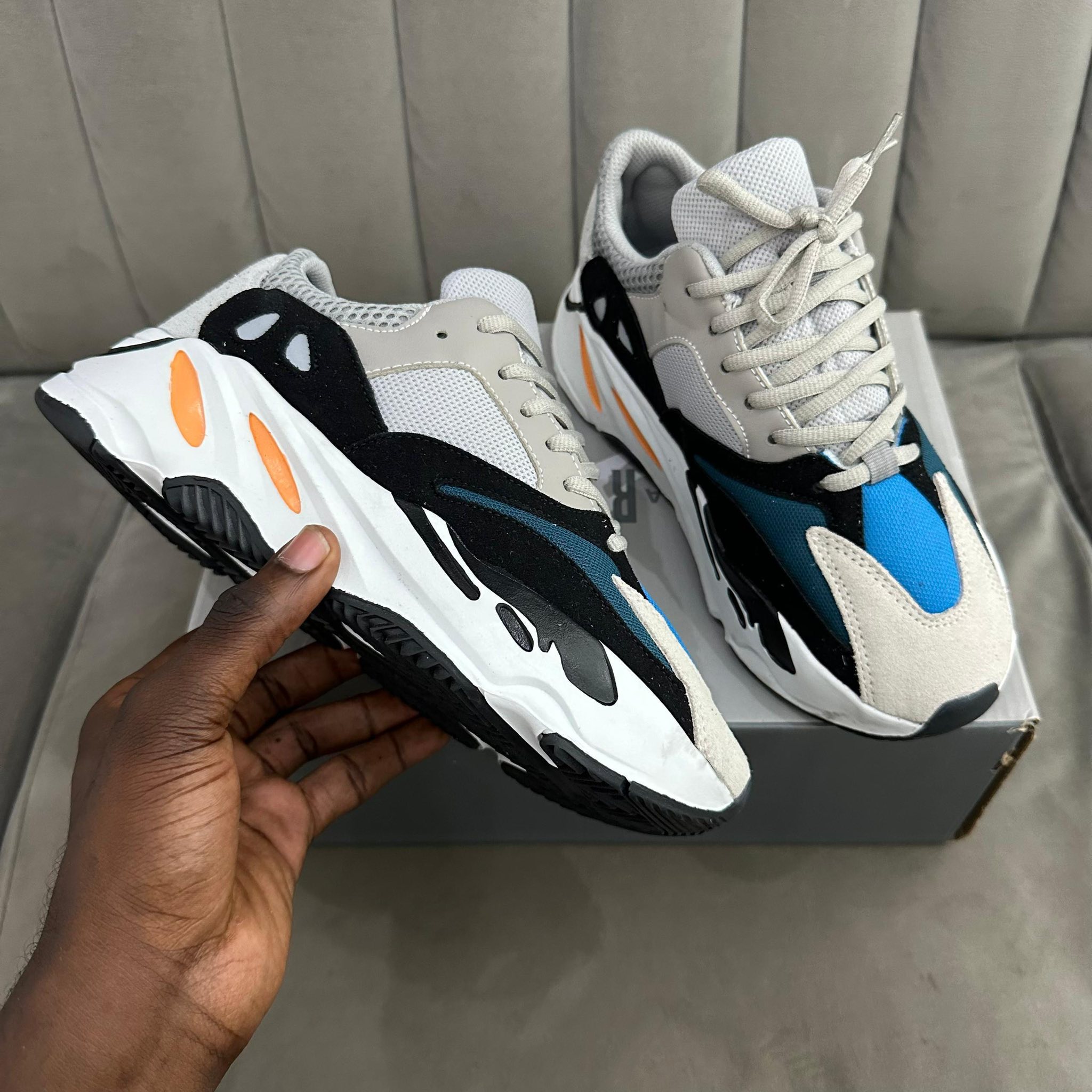 Boost Yeezy Wave Runner Comfort Wave Runner 700 Wave Scarpe Adidas 
