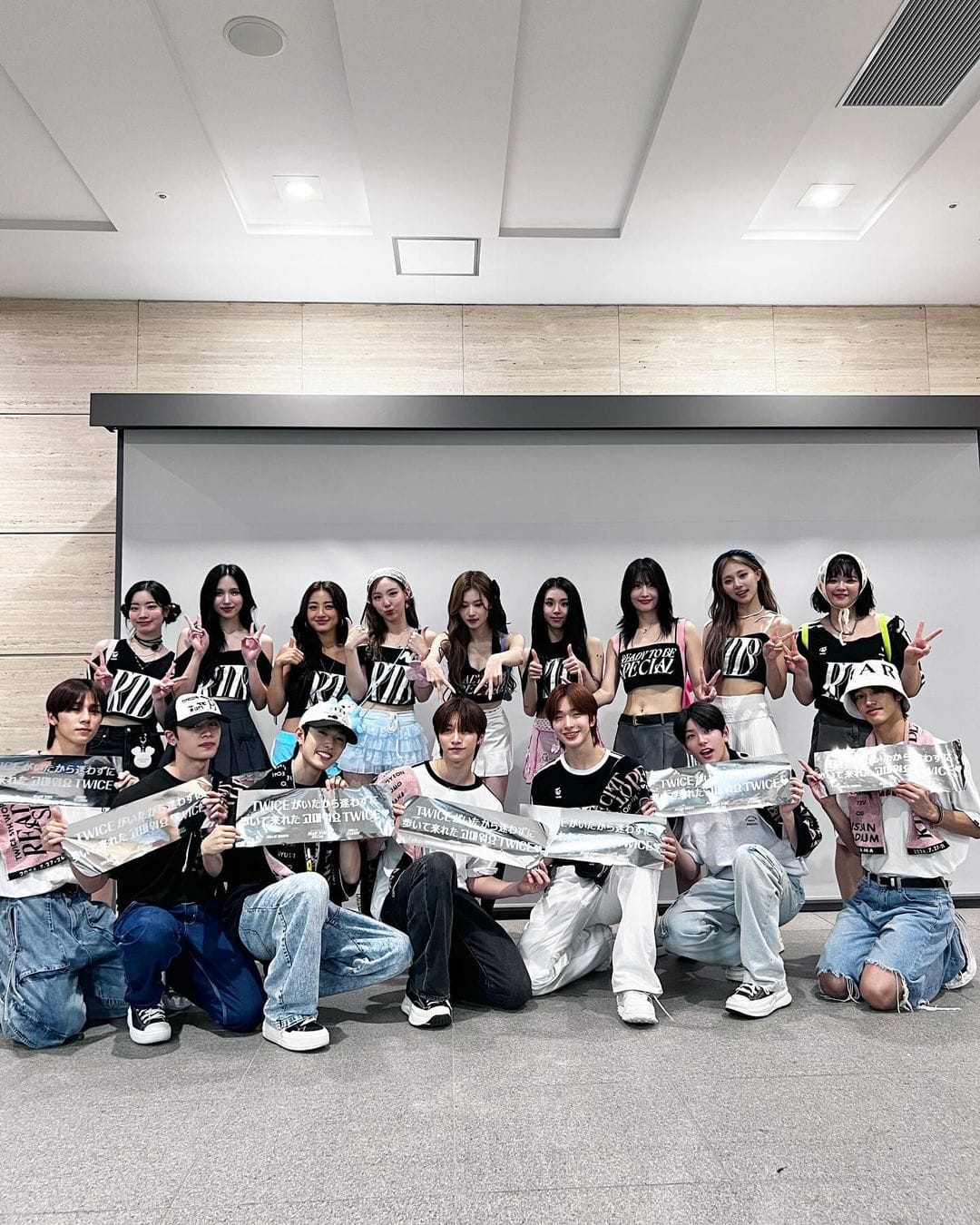 TWICE 5TH WORLD TOUR 'READY TO BE' in JAPAN SPECIAL ✨ #NEXZ