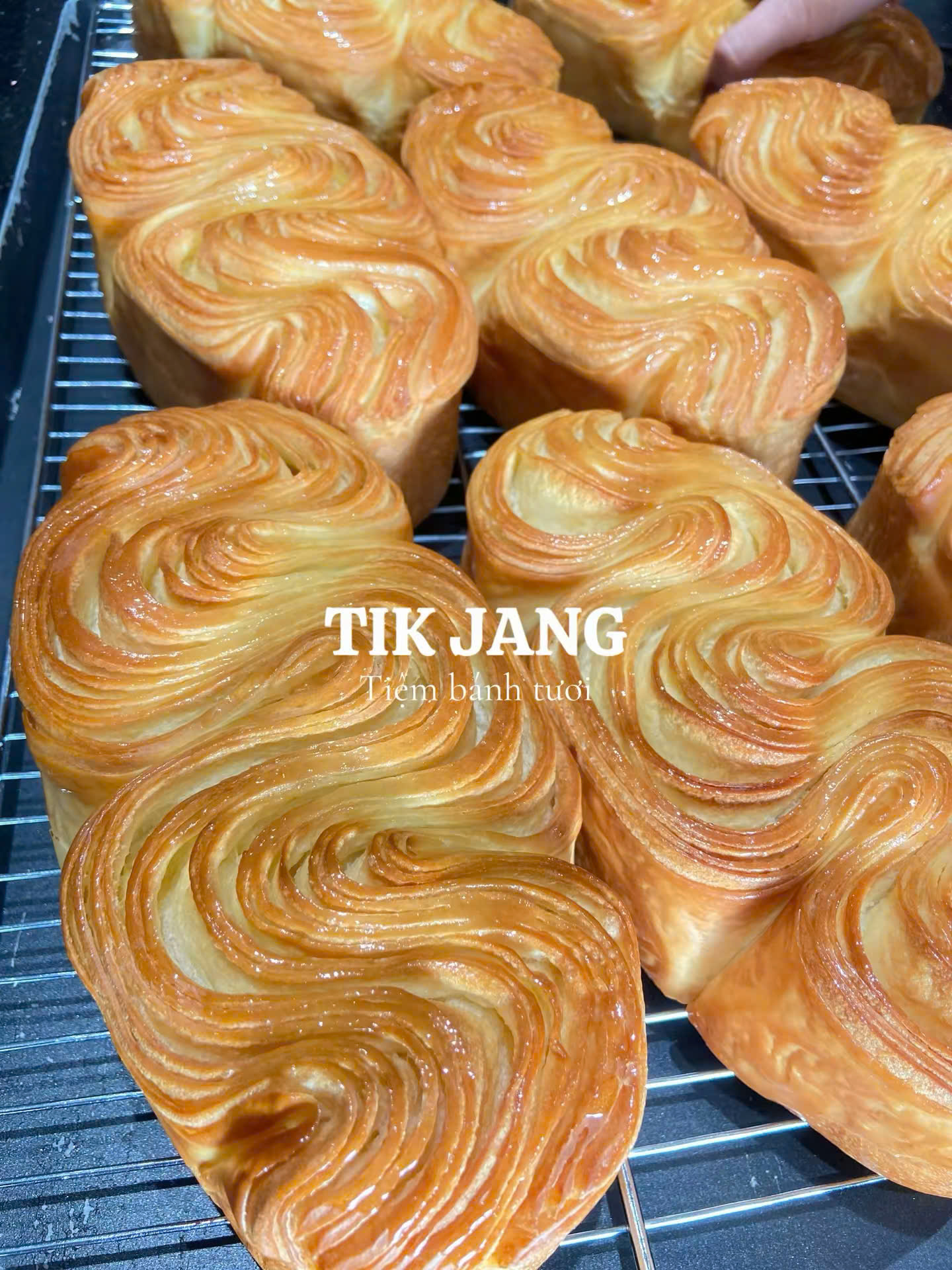 Khám phá TOP vị bánh ngon... - TIK JANG - Tiệm bánh tươi | Facebook