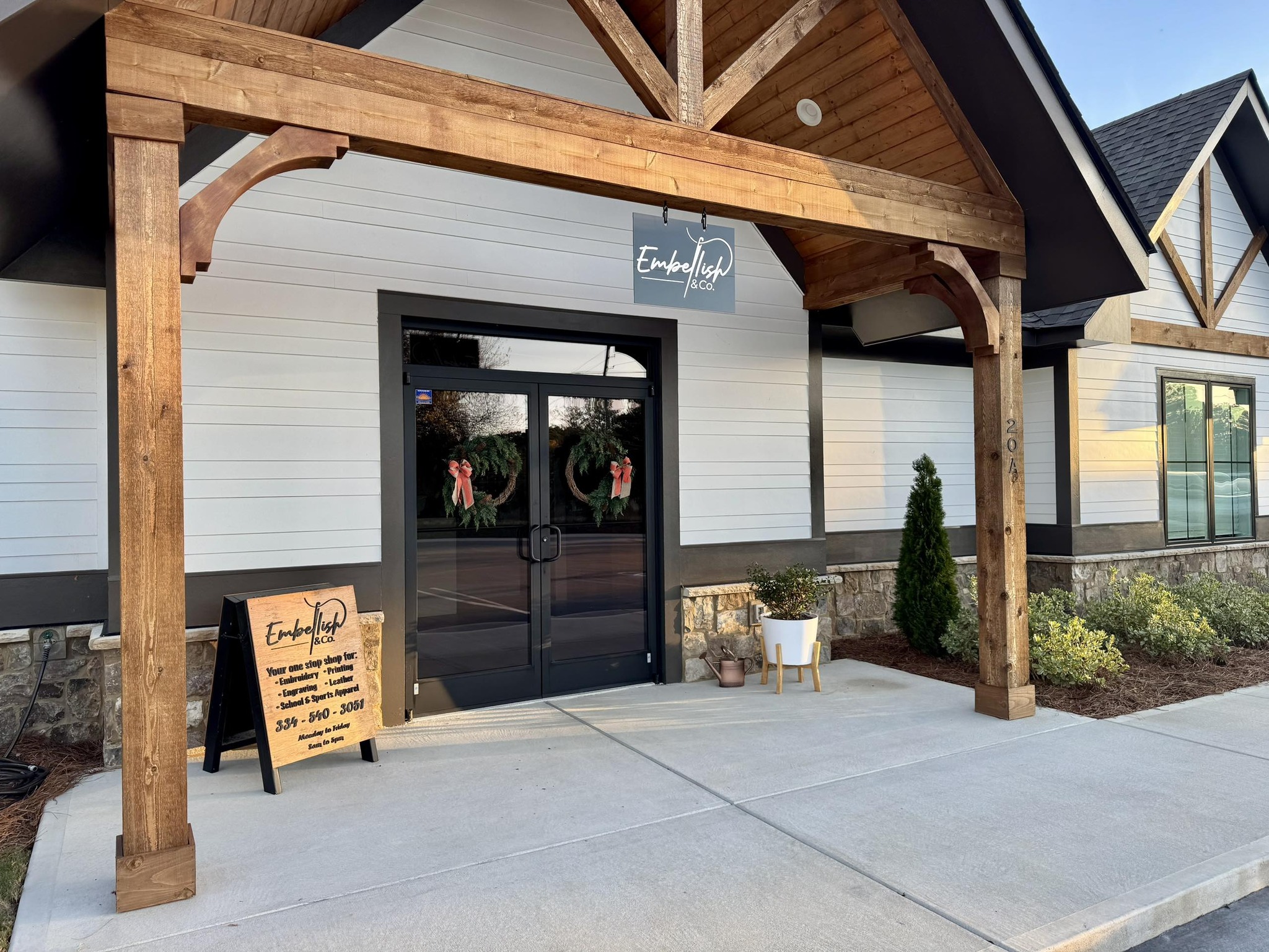 Embellish & Co. LLC | Smiths Station AL