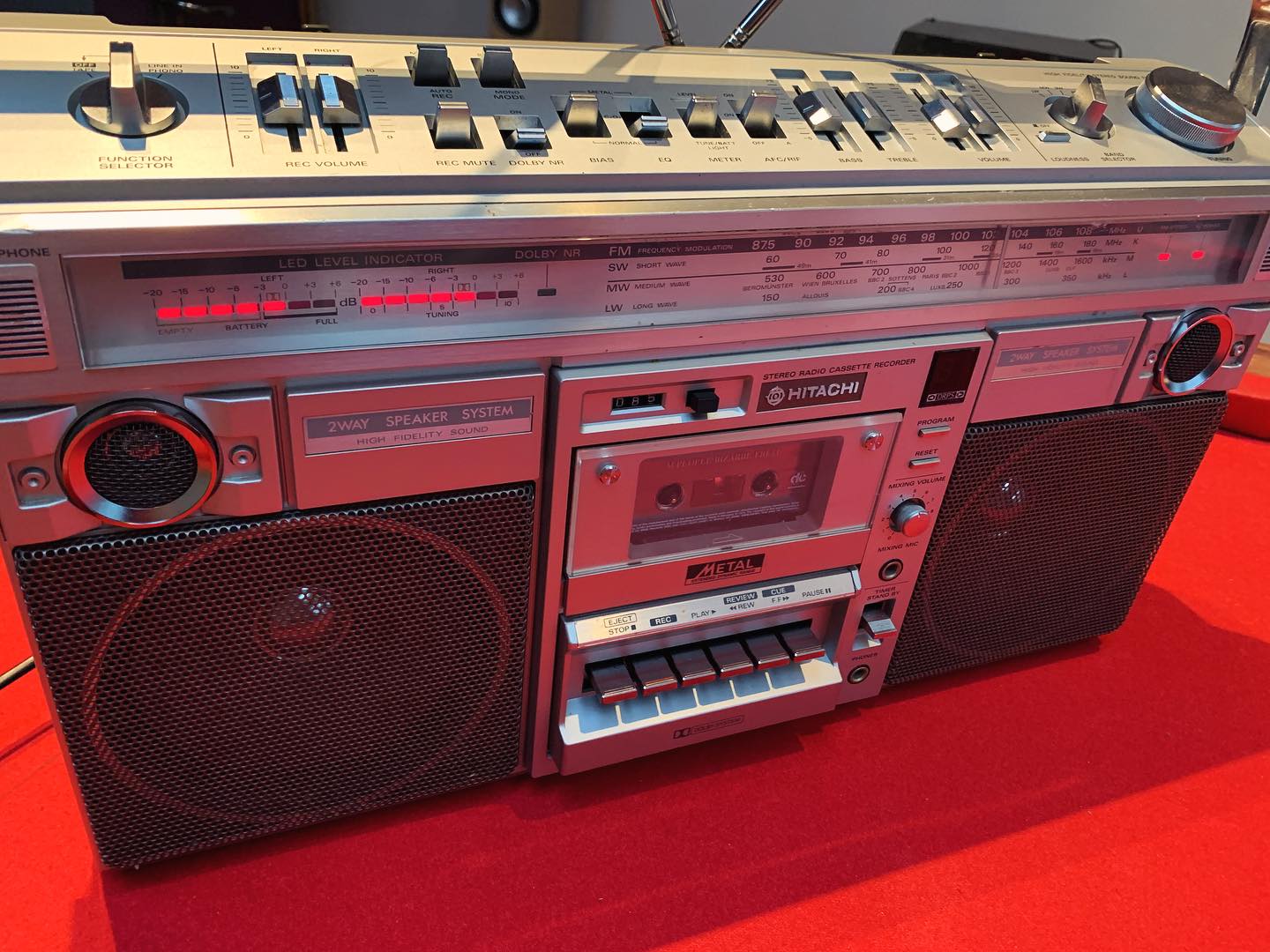 ミュージック otorihiki Refurbished Hitachi TRK-8290 boombox for sale