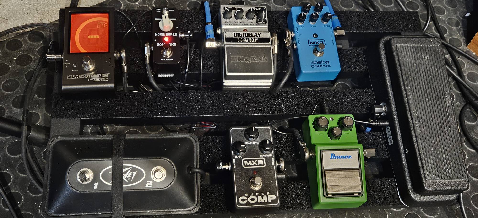 Complete guitar pedal board with Noise Wiper and MXR compressor