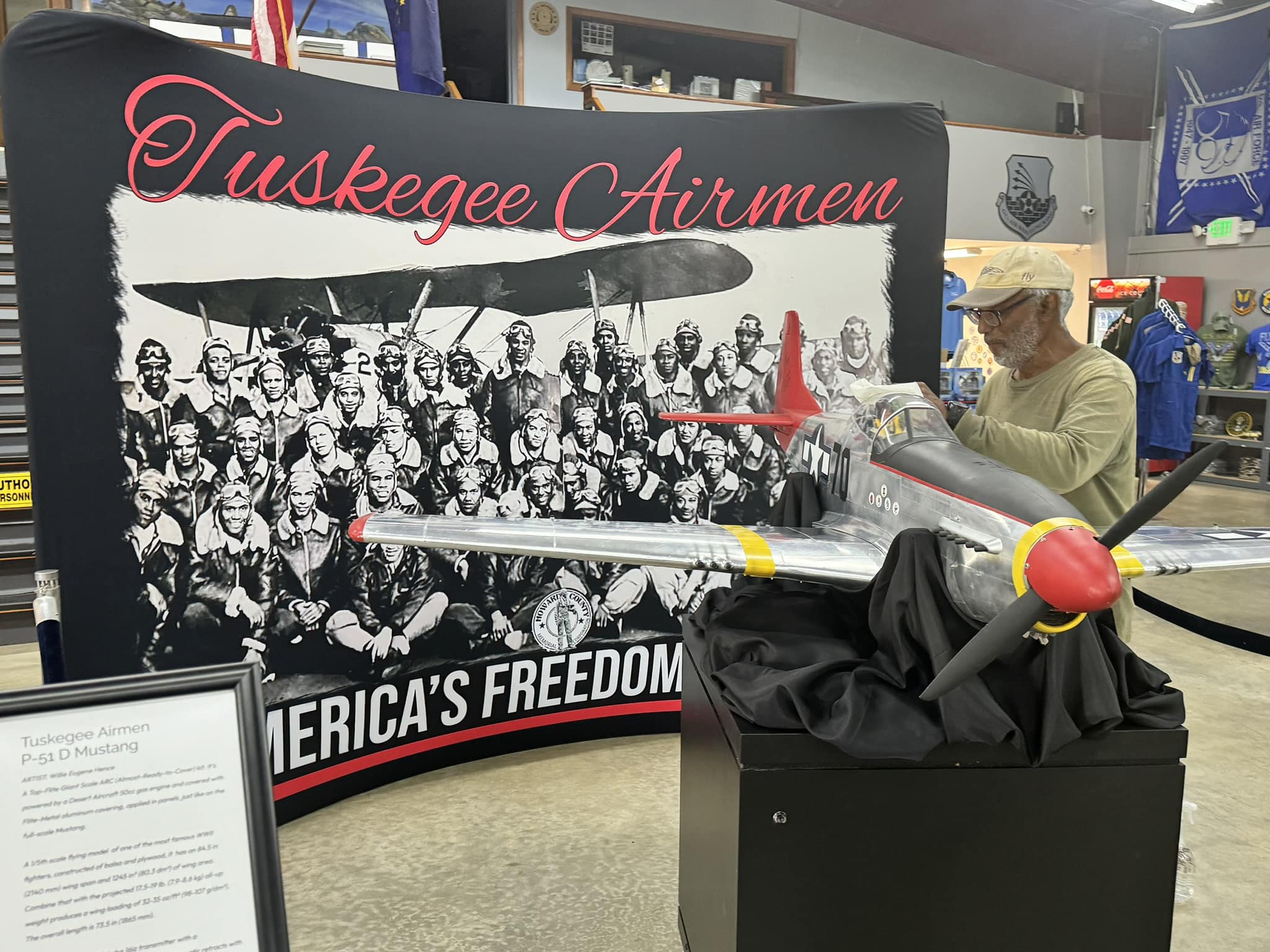 The Tuskegee Airmen: Hometown Heroes... - Grissom Air Museum