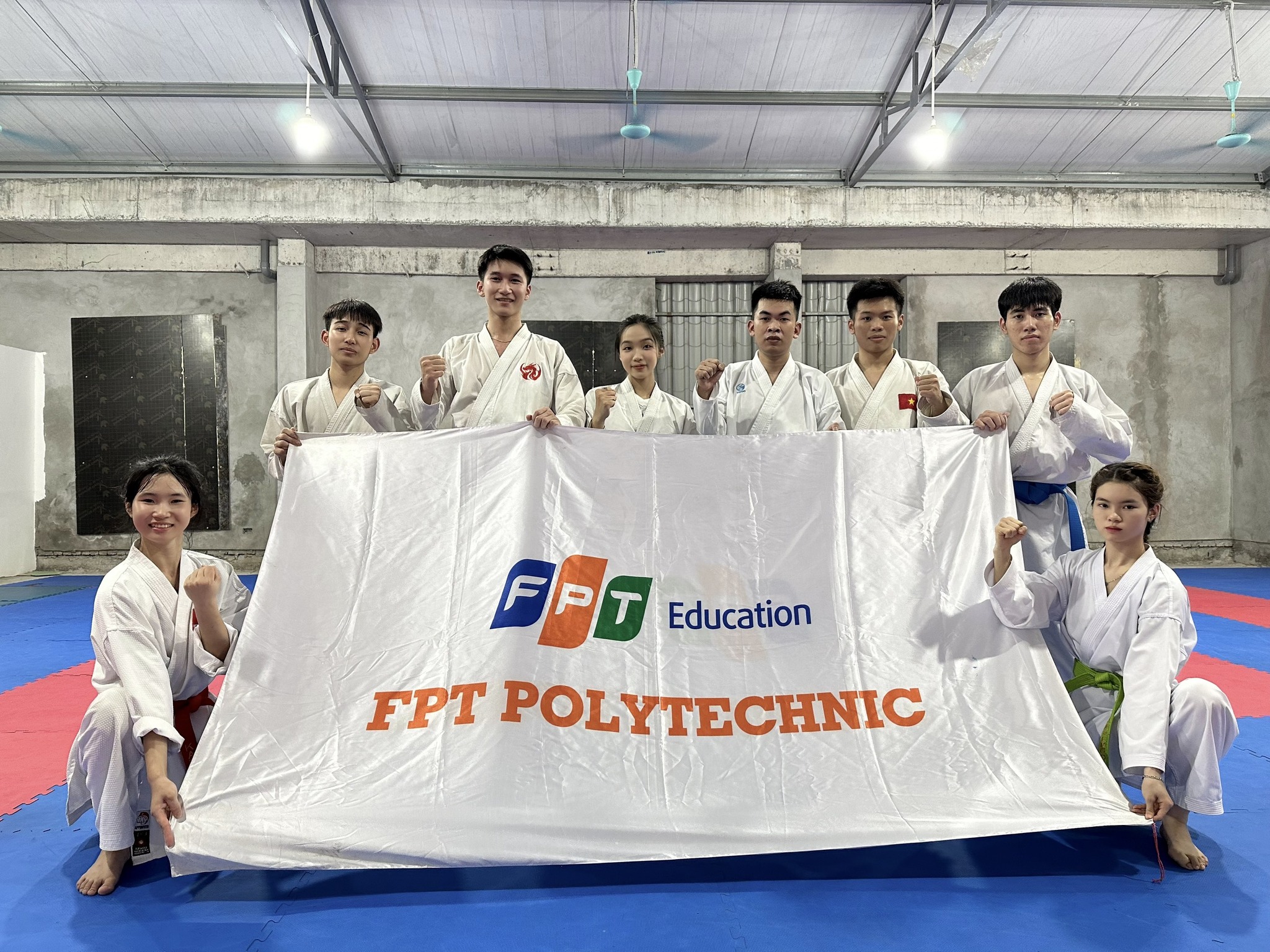 CỘNG HÒA XÃ HỘI CHỦ NGHĨA VIỆT NAM... - Karate FPoly Club | Facebook