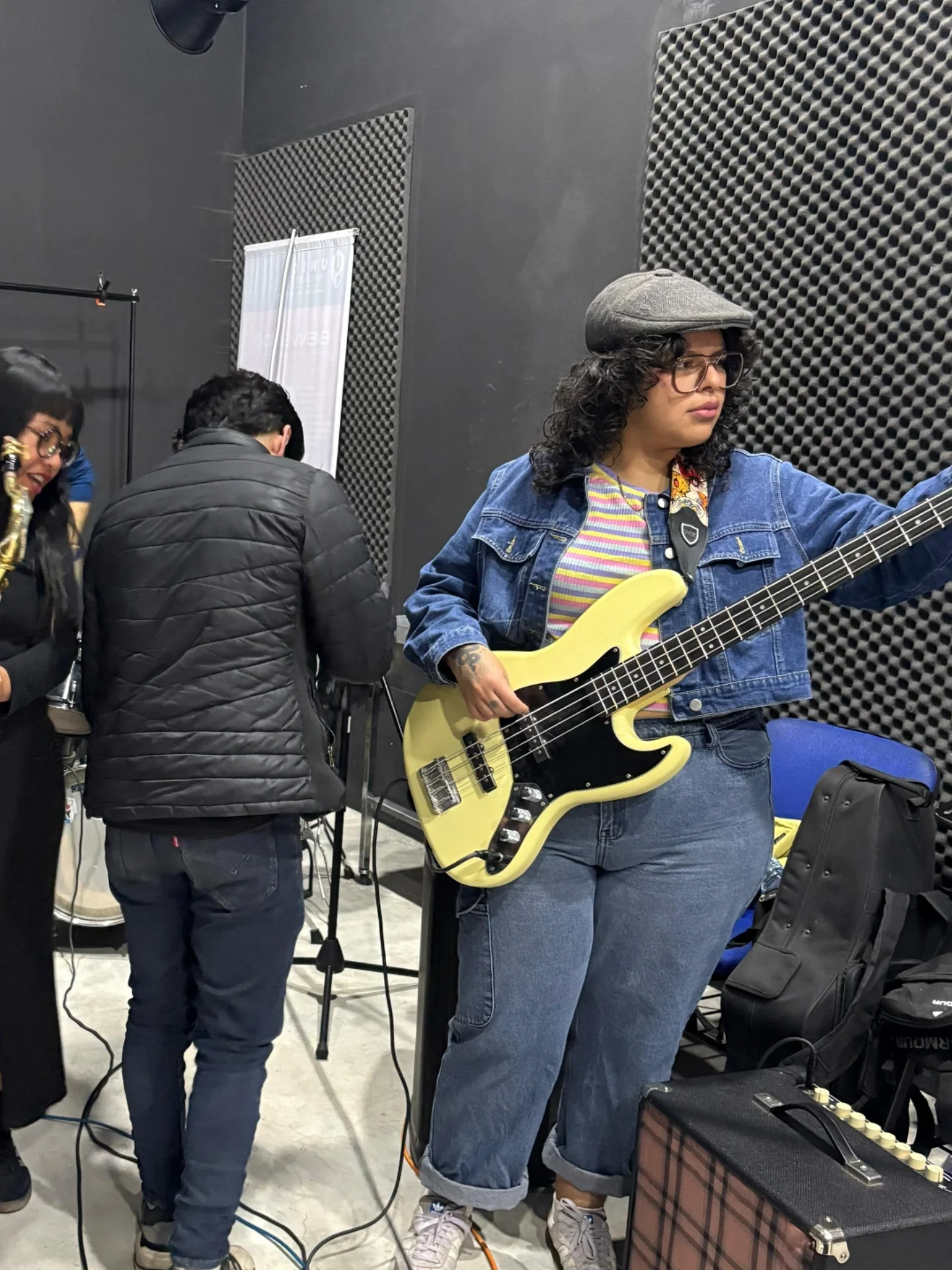 Angie Rocker & Los Cráneos Rojos