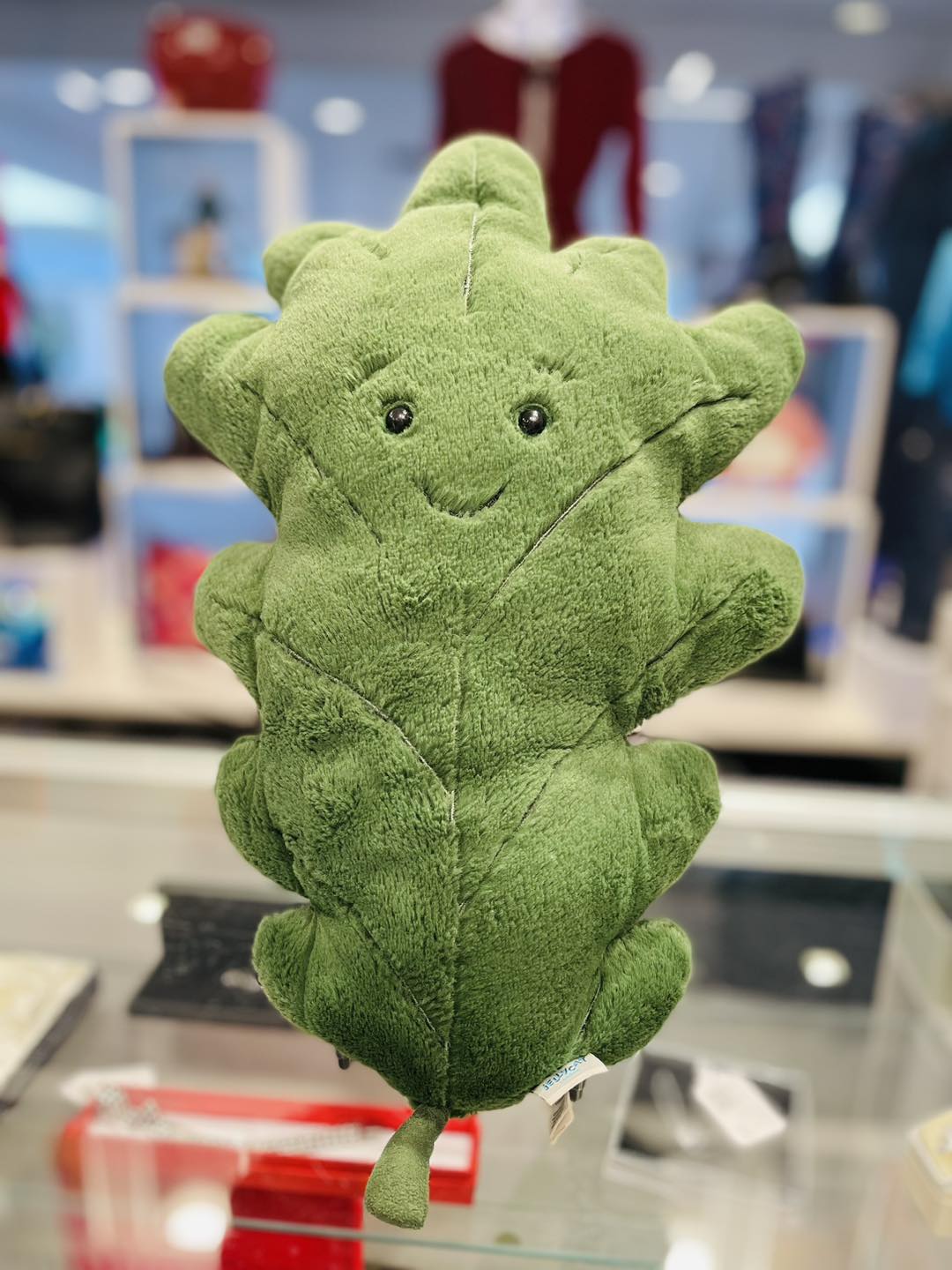 jelly cat 廃盤　ぬいぐるみ　woodland oak leaf We have another Jellycat available - “Woodland Oak Leaf”. In