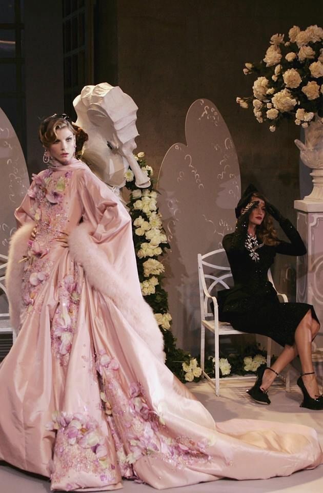 Galliano for Dior HC 60th Anniv. 2007/Angela Lindvall&Gisele B.