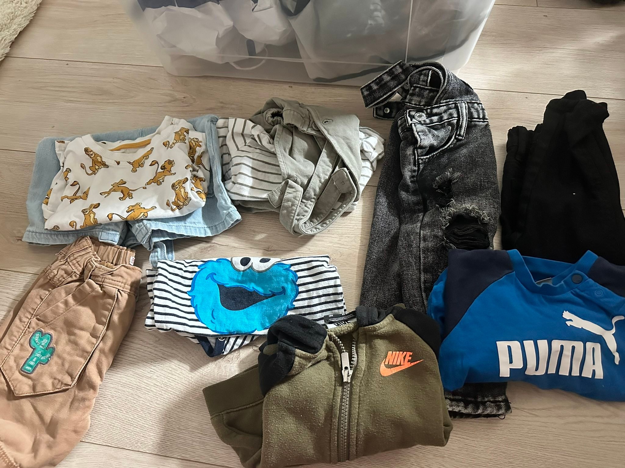 Lot De 6 Vêtements Pour Bébé Fille - Taille 18 Mois - Occasion Très Bon état - Multicouleur