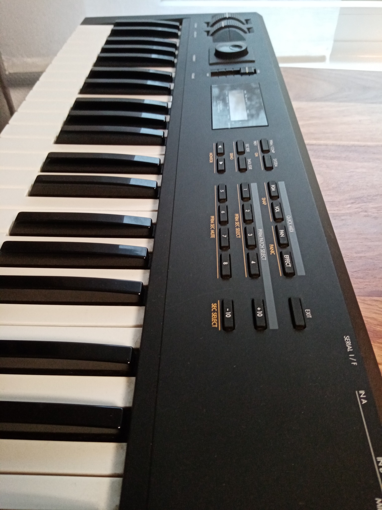 Kawai K 11 very cool syntheziser